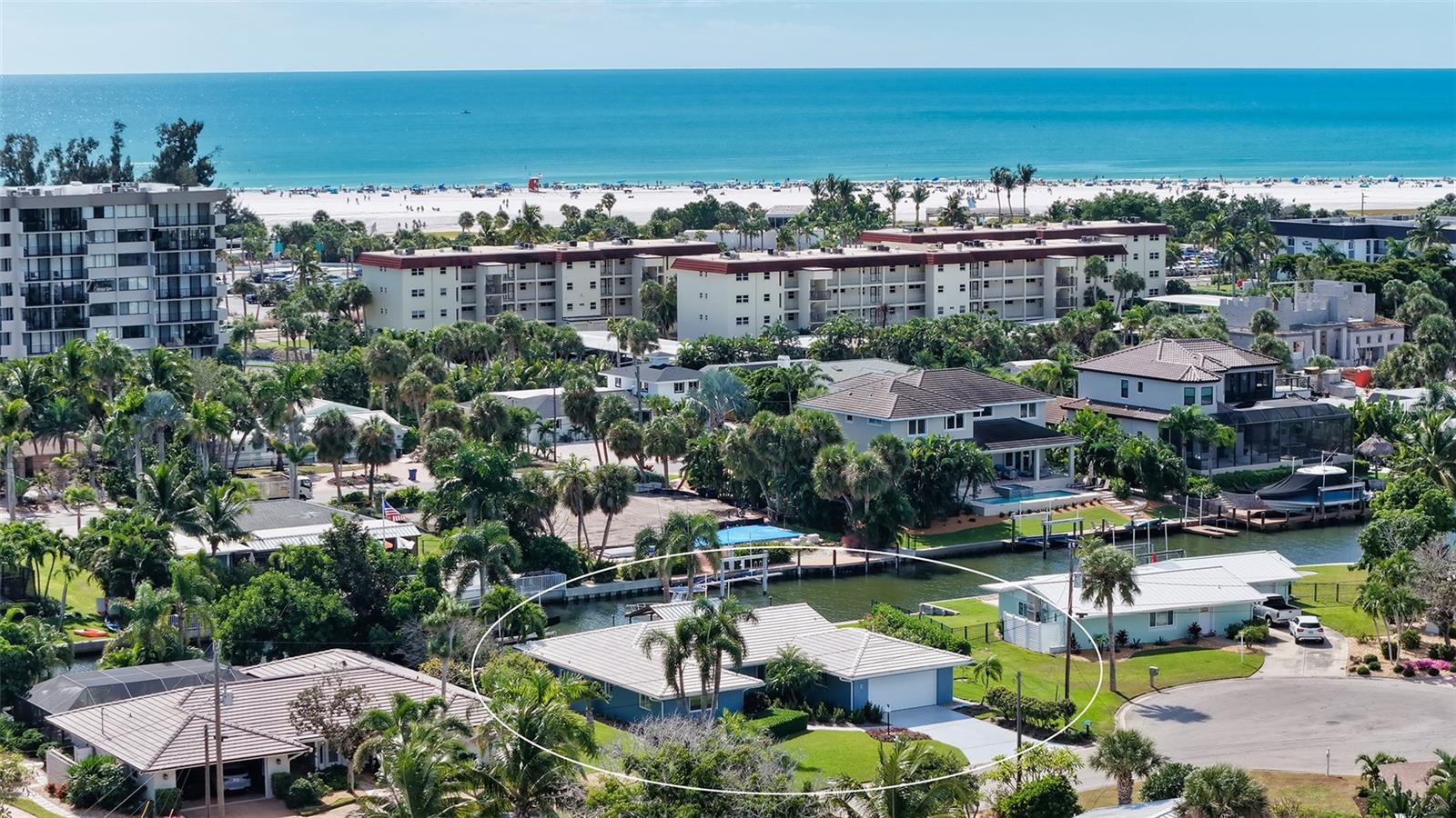 SIESTA ISLES - Residential