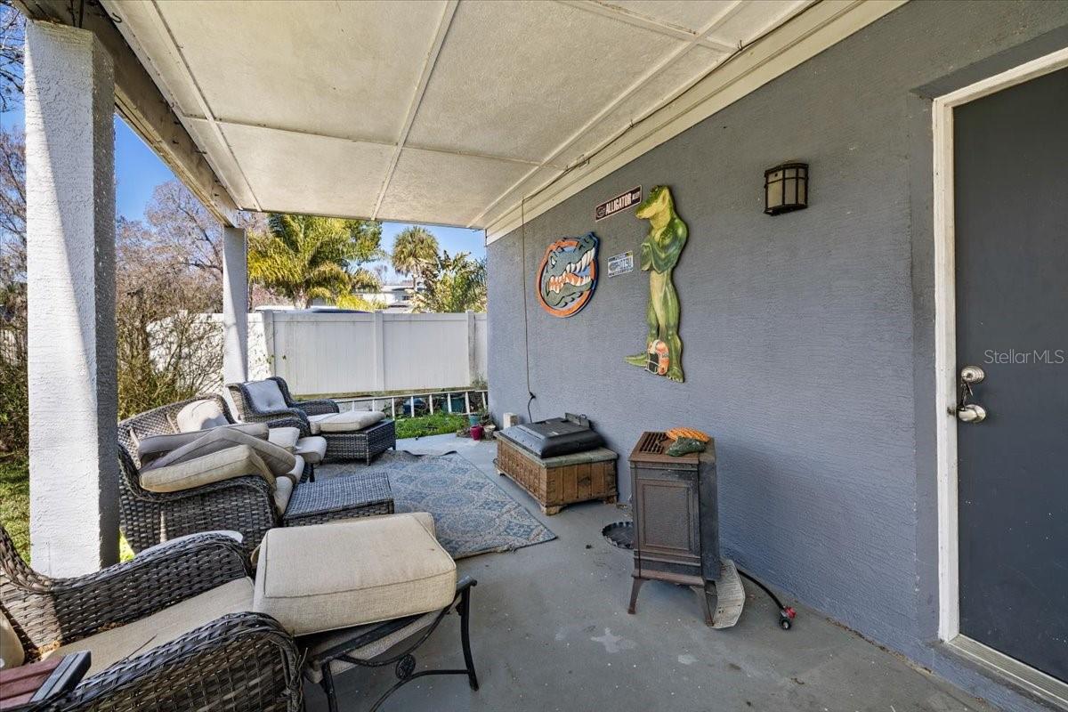 WEEKI WACHEE GARDENS - Residential