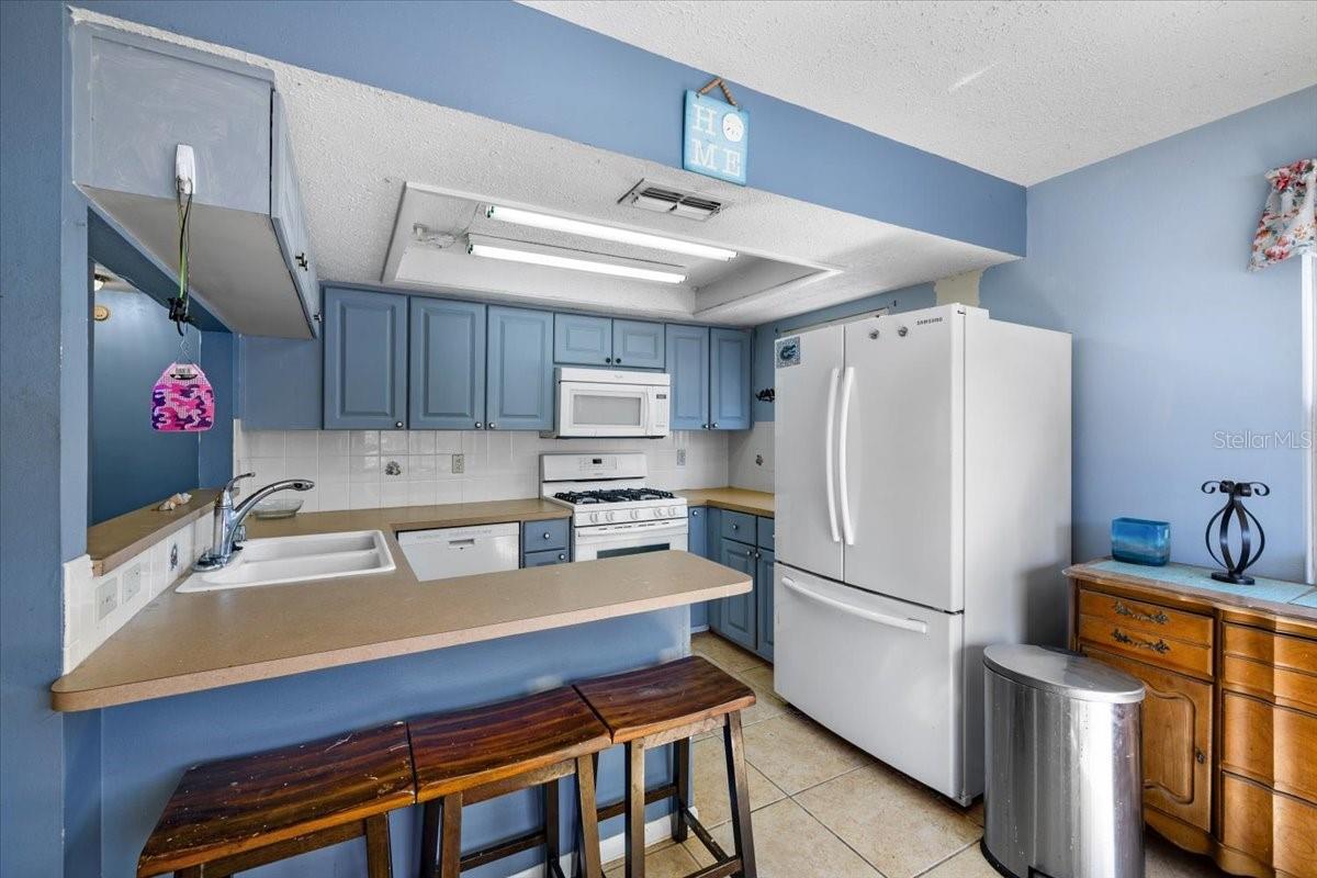 WEEKI WACHEE GARDENS - Residential