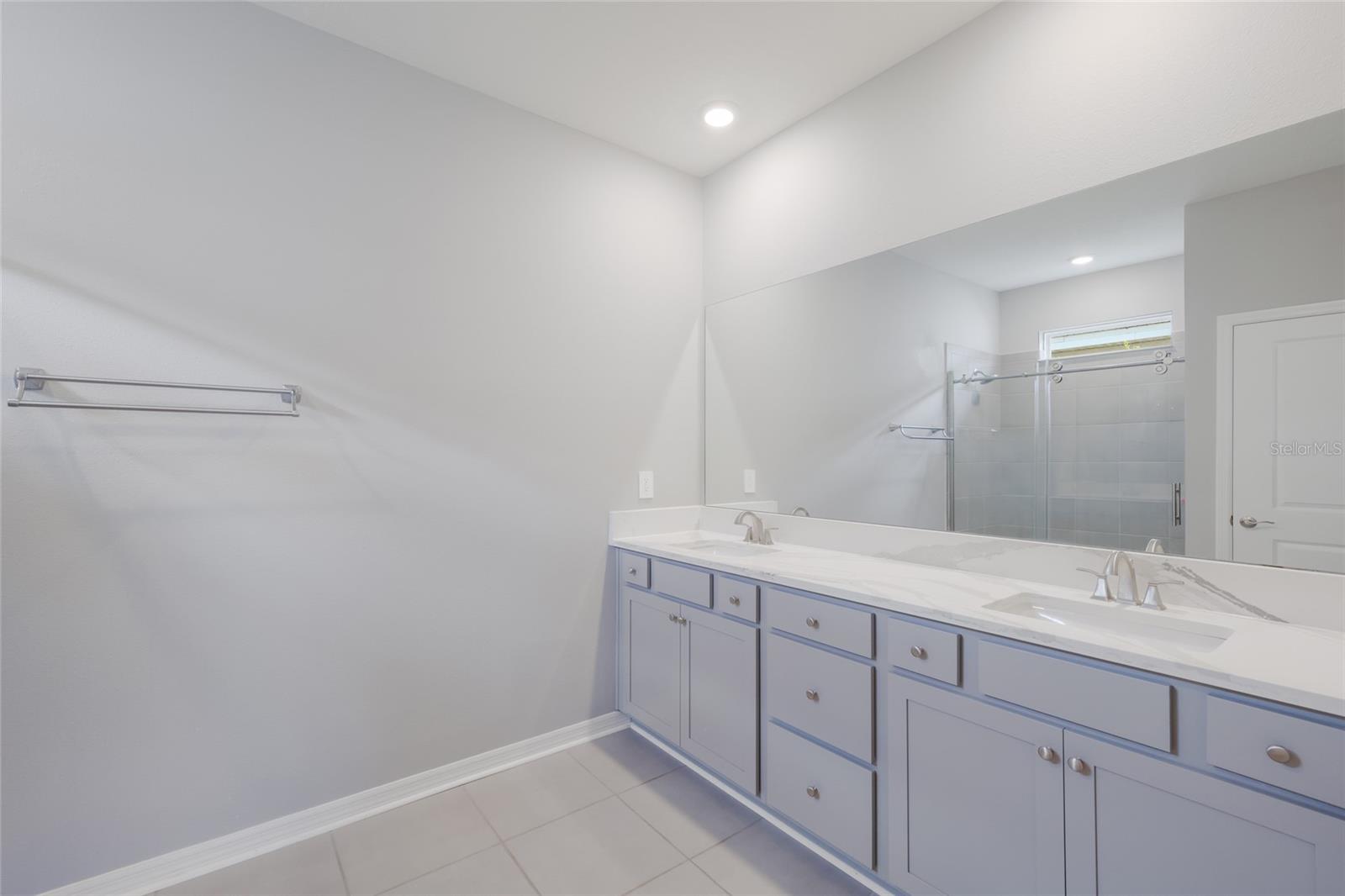 STAR FARMS AT LAKEWOOD RANCH - Residential