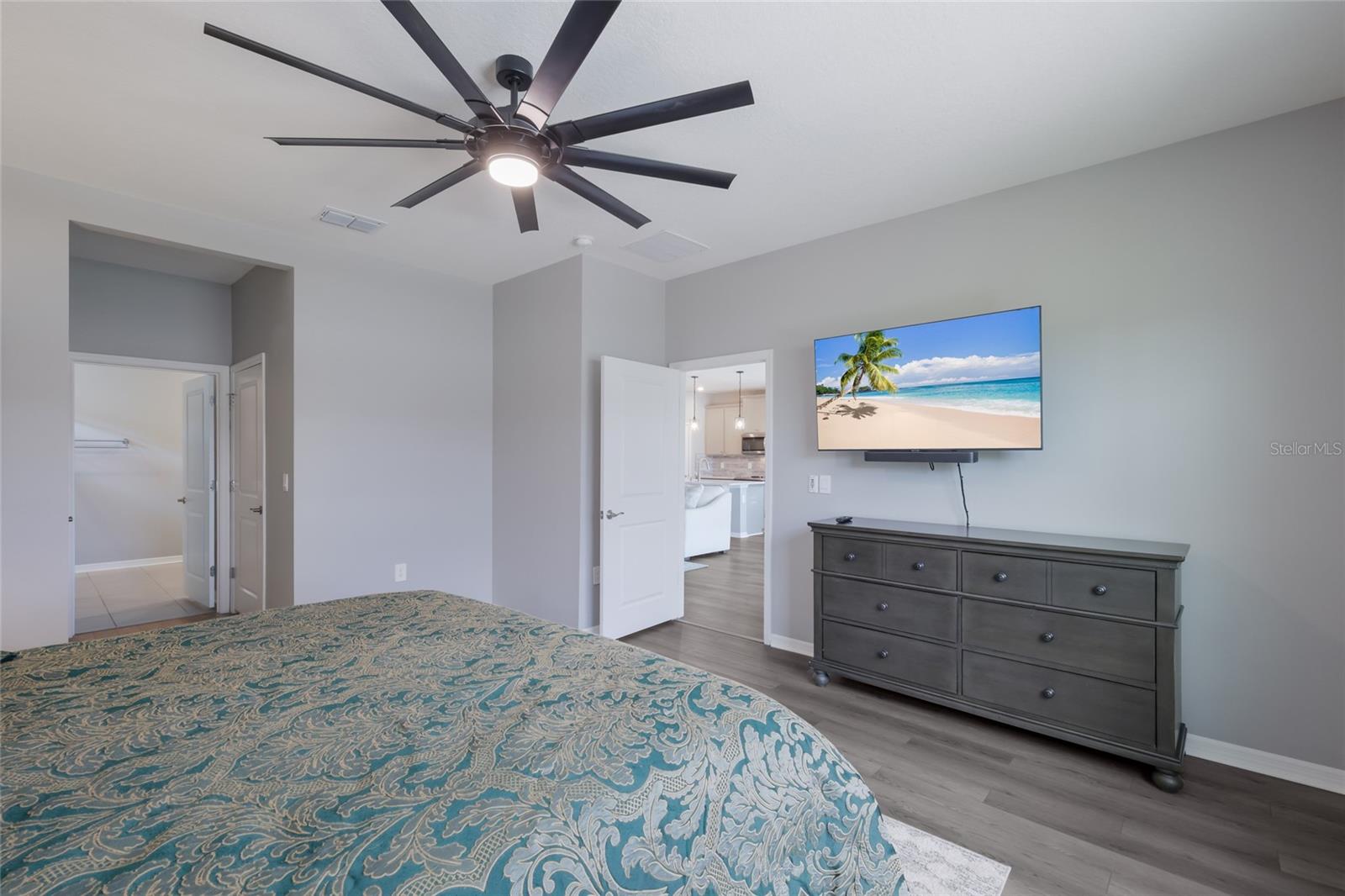 STAR FARMS AT LAKEWOOD RANCH - Residential