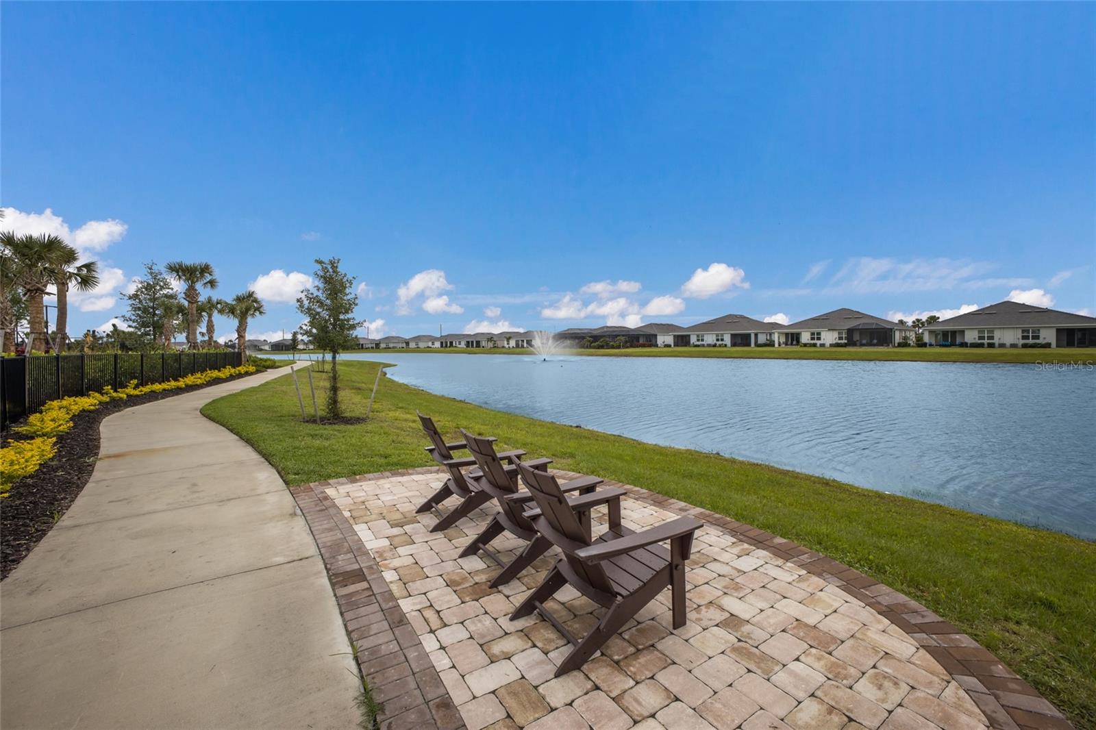 STAR FARMS AT LAKEWOOD RANCH - Residential