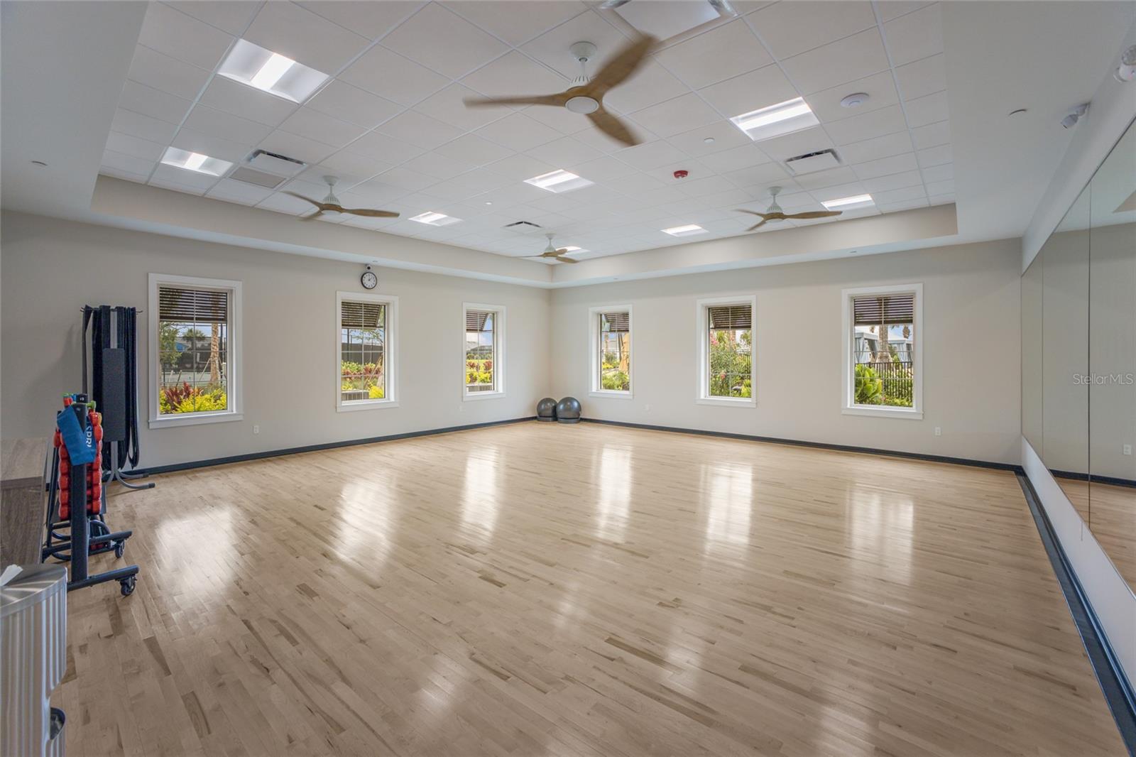 STAR FARMS AT LAKEWOOD RANCH - Residential