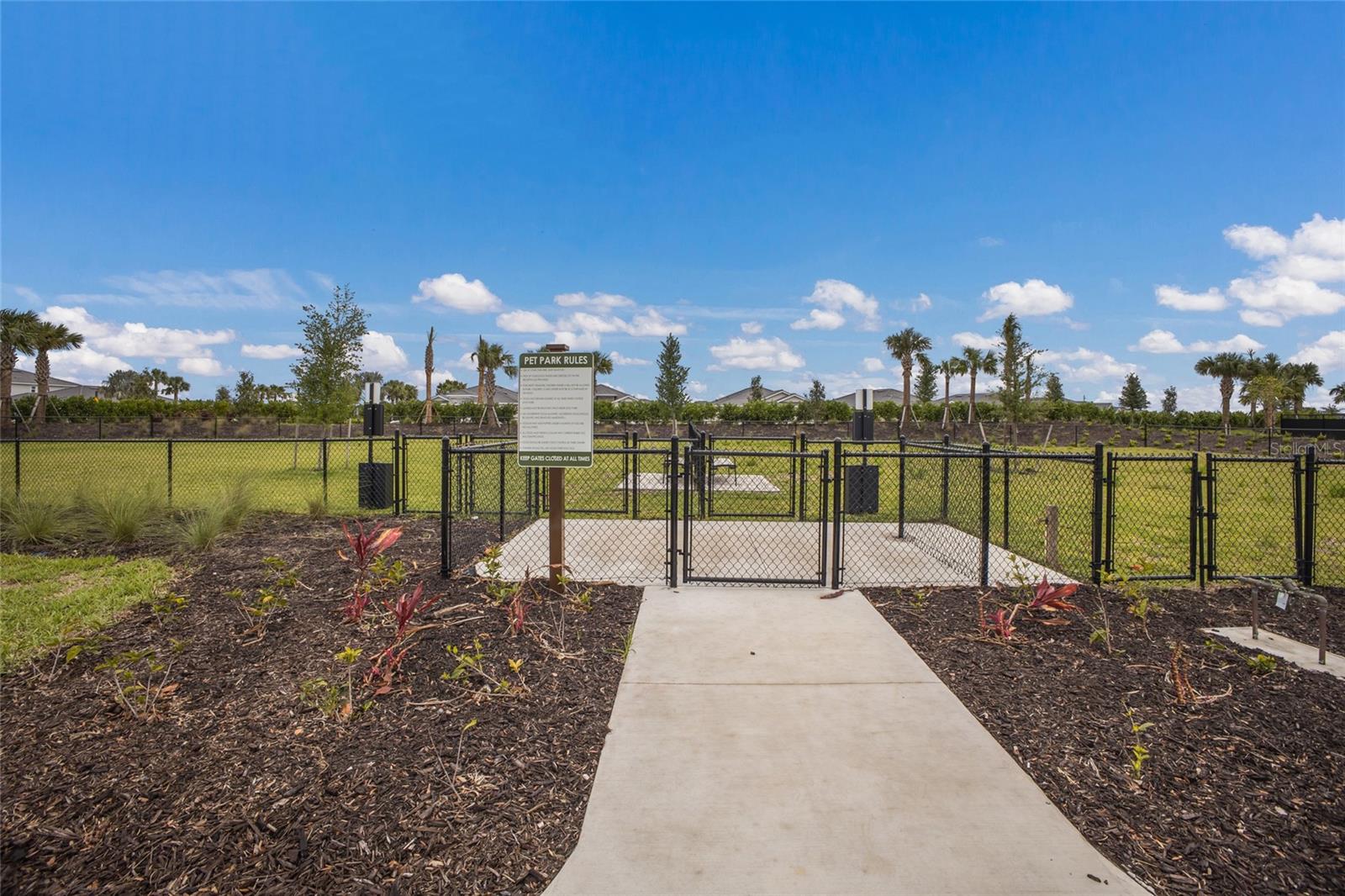 STAR FARMS AT LAKEWOOD RANCH - Residential