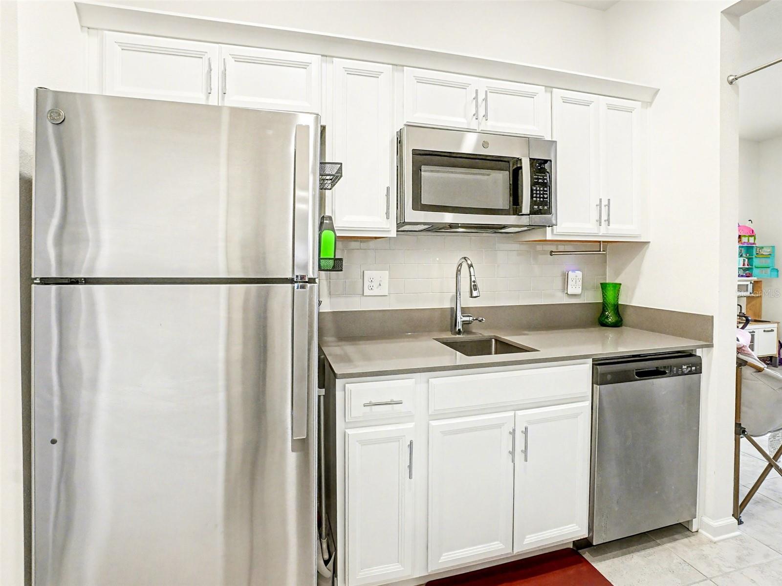 BELLEVUE AT ESTATES AT CHERRY LAKE - Residential