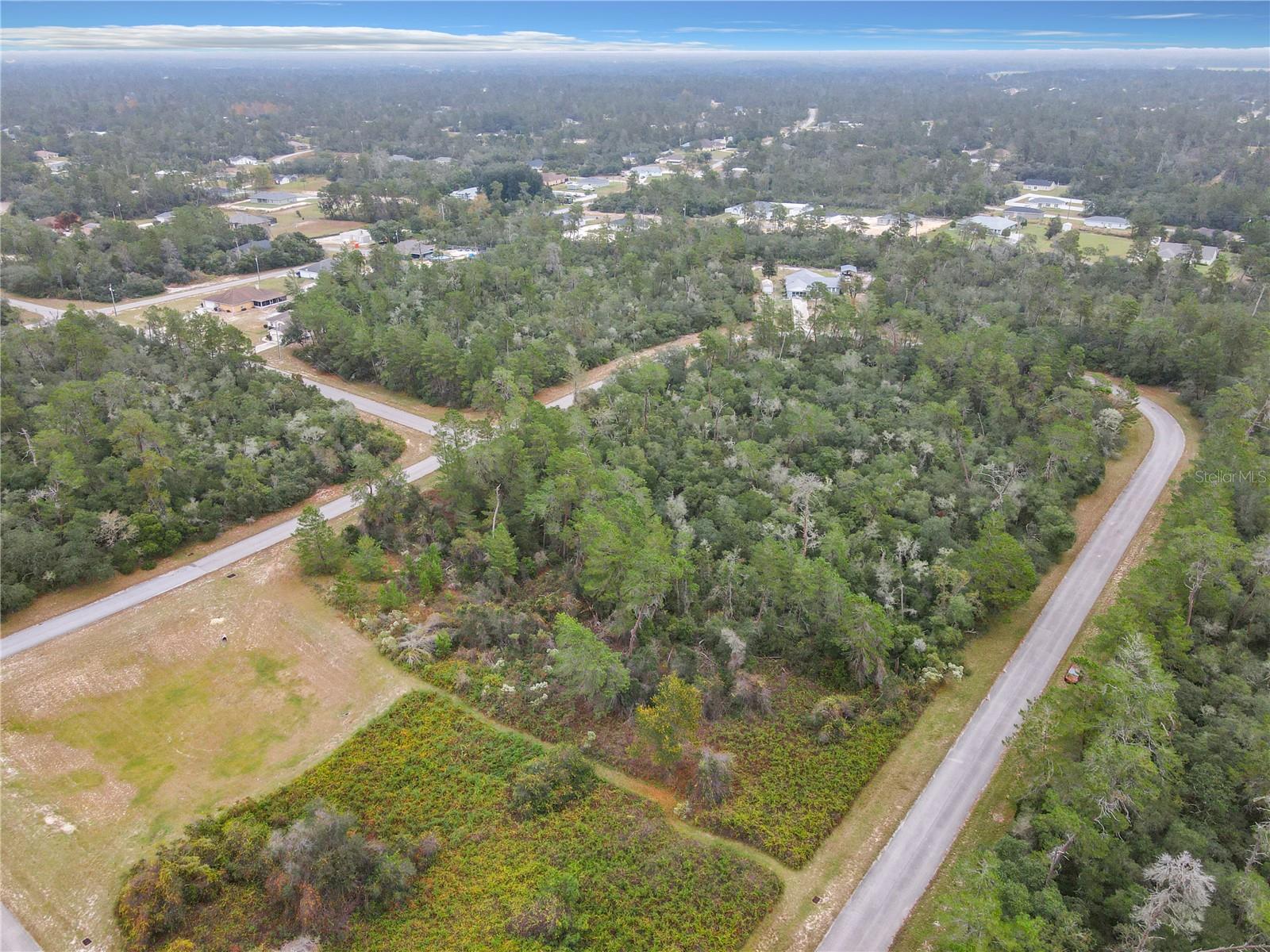 MARION OAKS UN 06 - Land