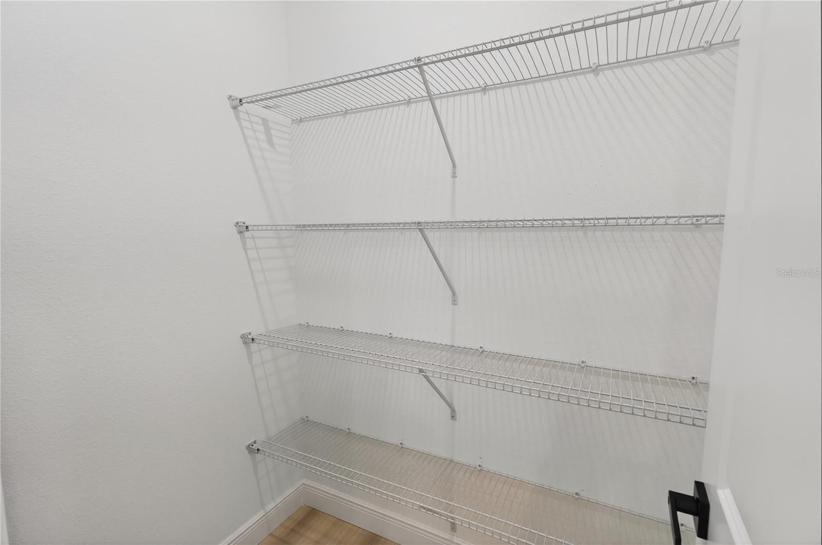 MARION OAKS UN 03 - Residential Lease