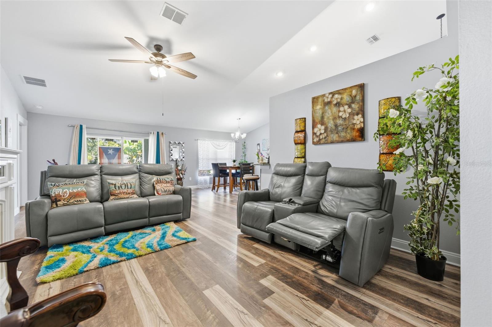 QUAIL HOLLOW VILLAGE - Residential