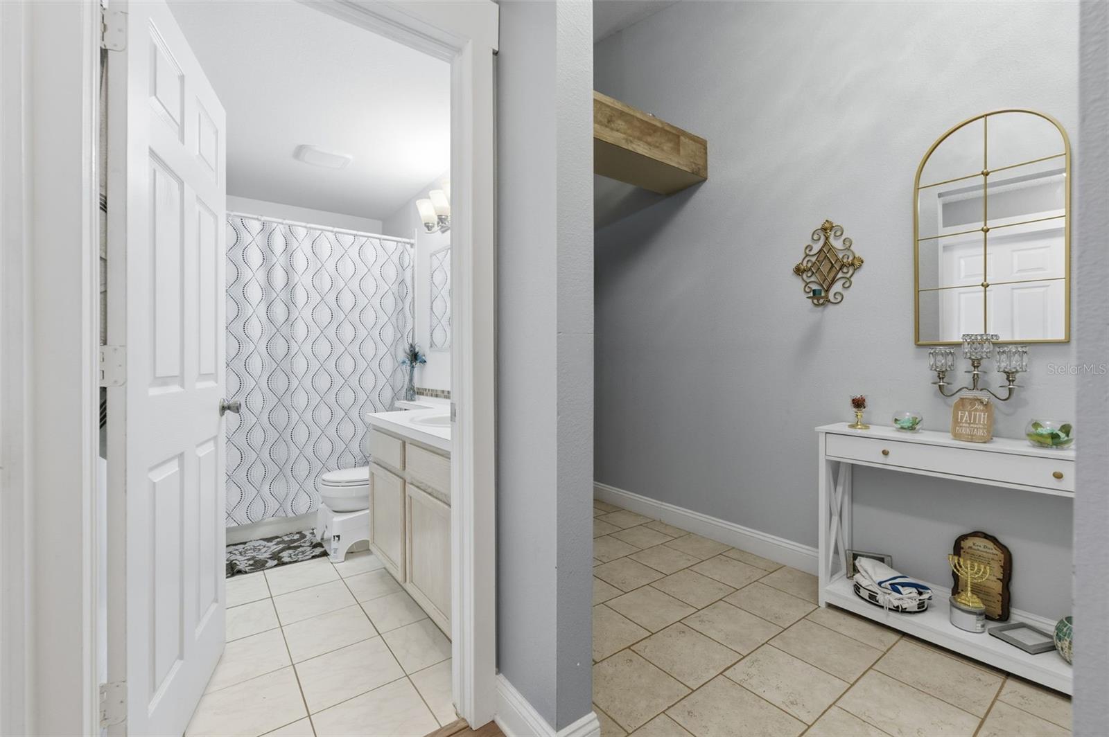 QUAIL HOLLOW VILLAGE - Residential