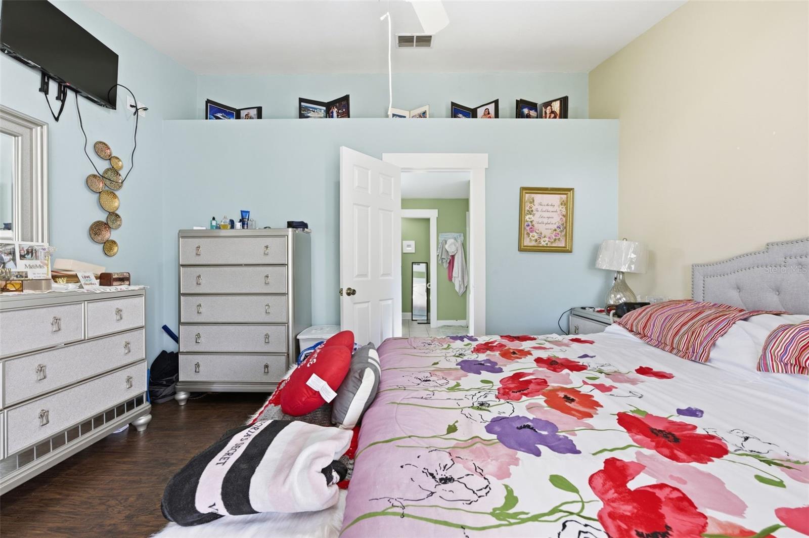 QUAIL HOLLOW VILLAGE - Residential