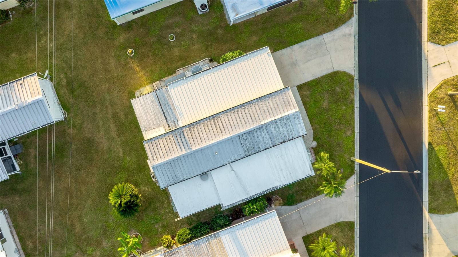 LEISURE LAKE VILLAGE AKA LEISURE LAKE MHP CO-OP - Residential