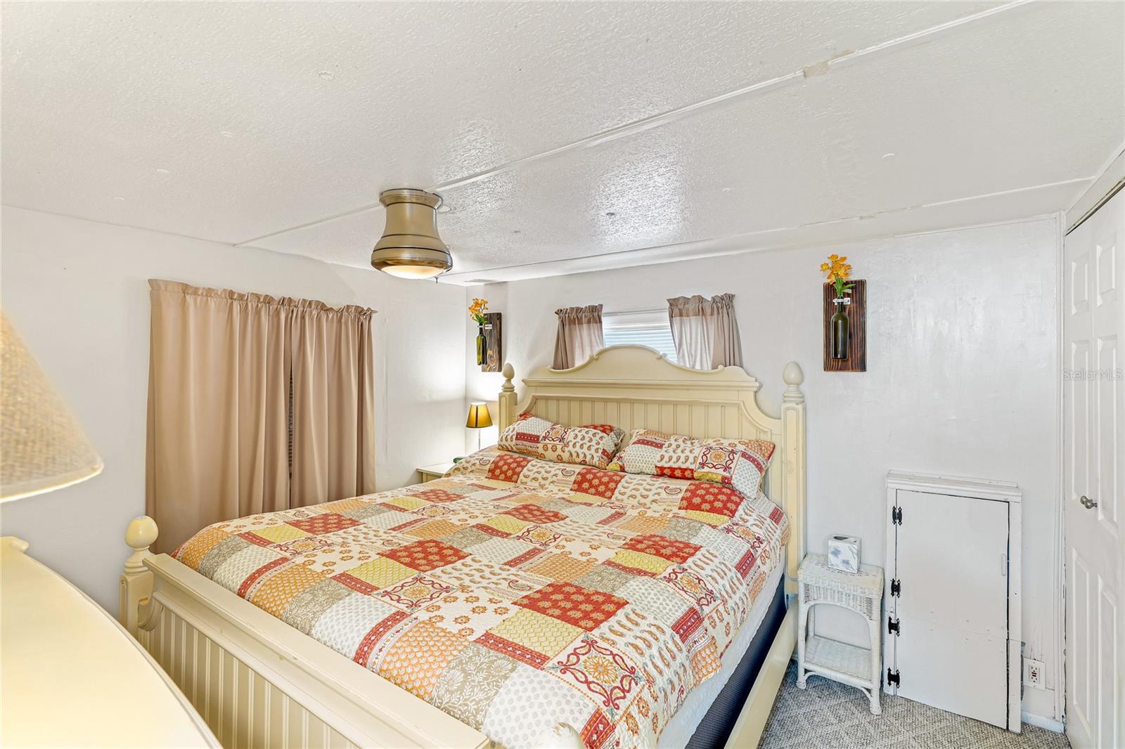 LEISURE LAKE VILLAGE AKA LEISURE LAKE MHP CO-OP - Residential