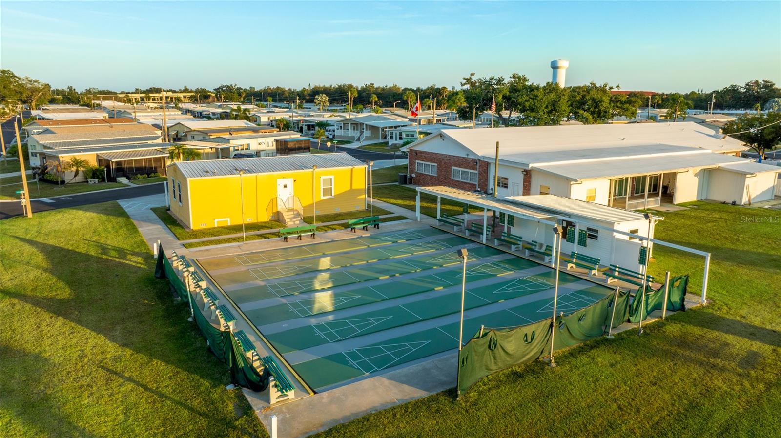 LEISURE LAKE VILLAGE AKA LEISURE LAKE MHP CO-OP - Residential