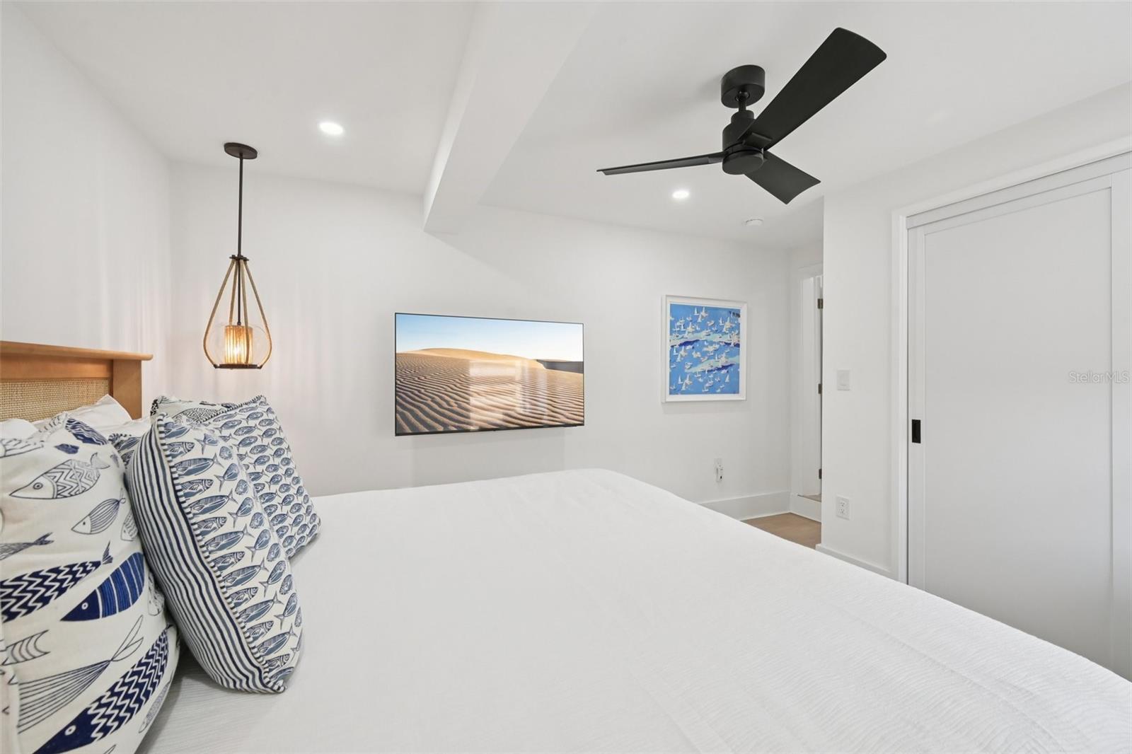 SHORE ACRES RESUBDIVIDED - Residential