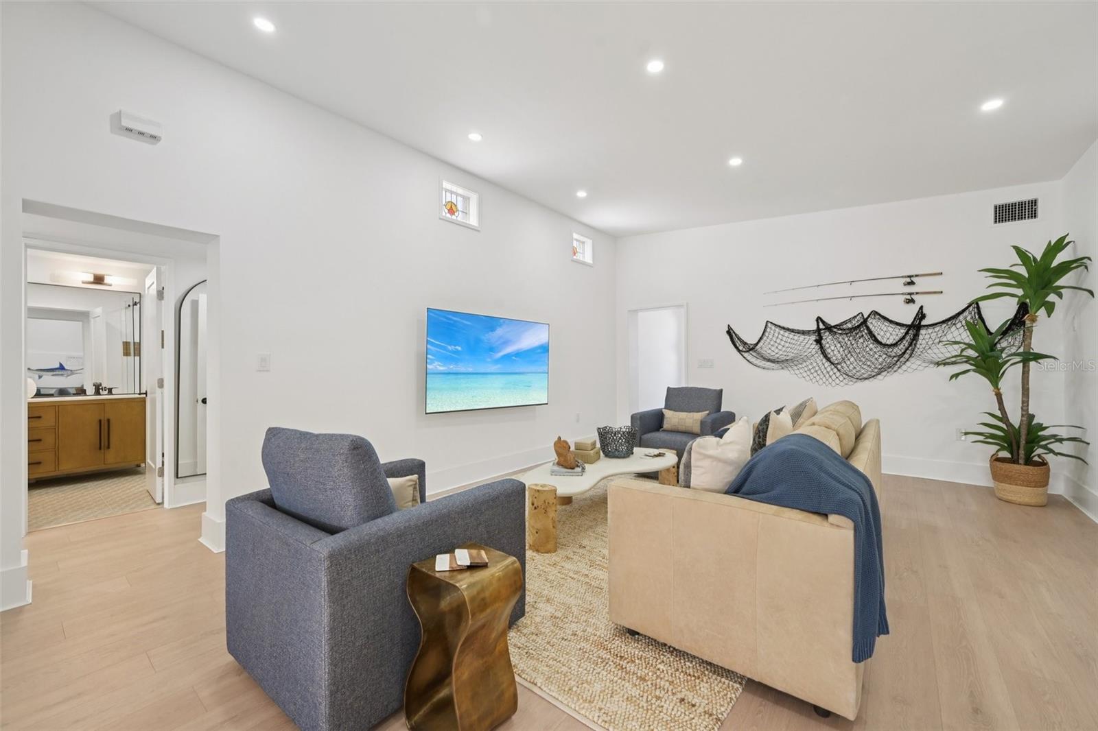 SHORE ACRES RESUBDIVIDED - Residential