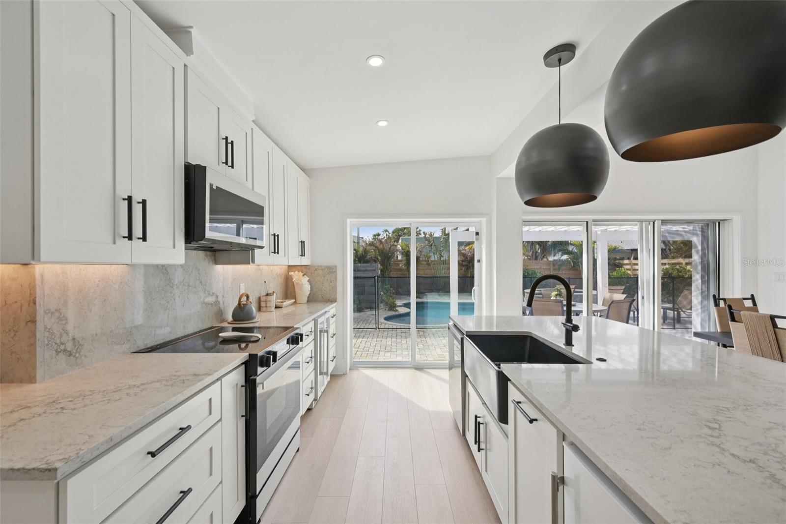 SHORE ACRES RESUBDIVIDED - Residential