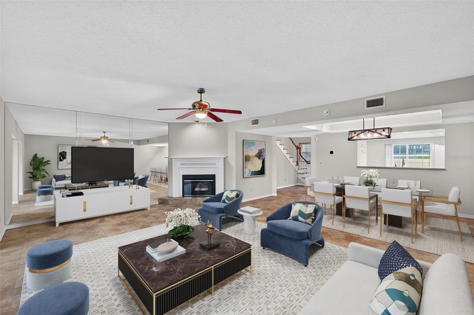 LAKEPOINTE VILLAS - Residential