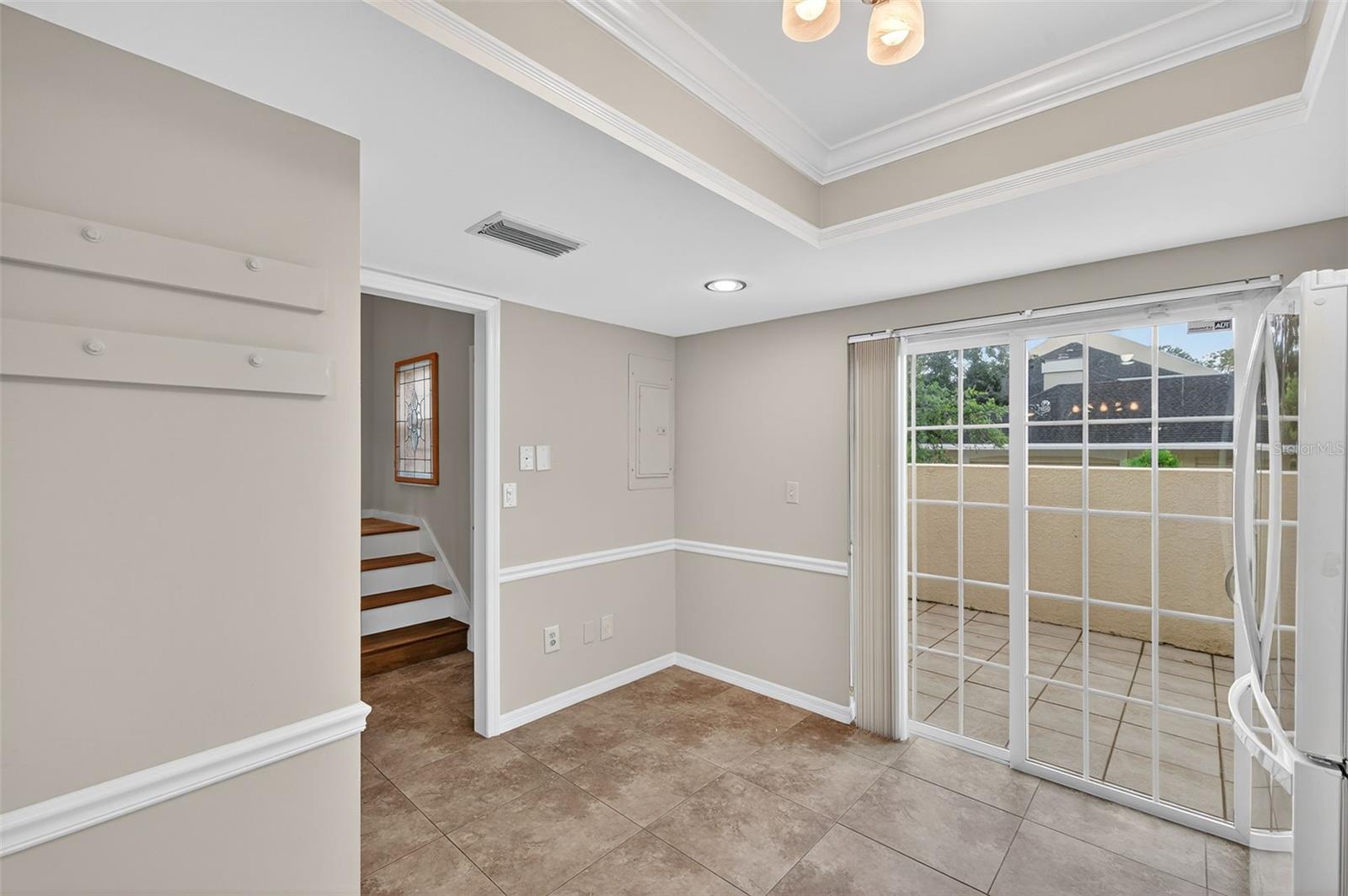 LAKEPOINTE VILLAS - Residential