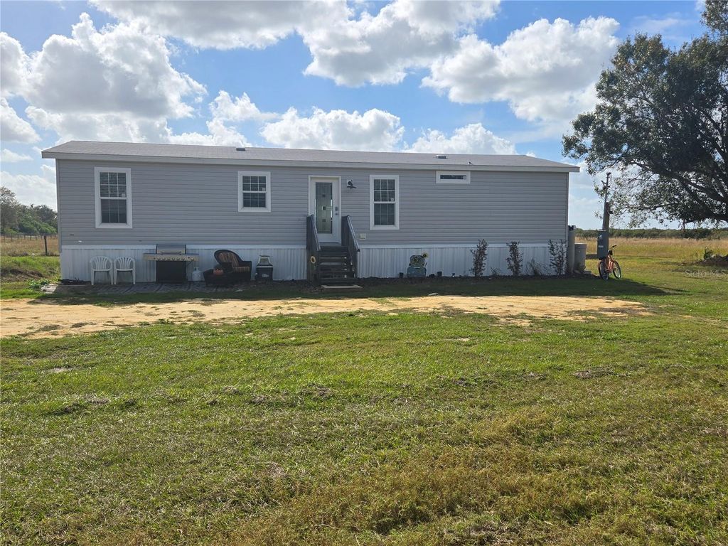 Photo of 1981 SE Piggy Back Road, Arcadia, FL 34266 (MLS # C7519067)