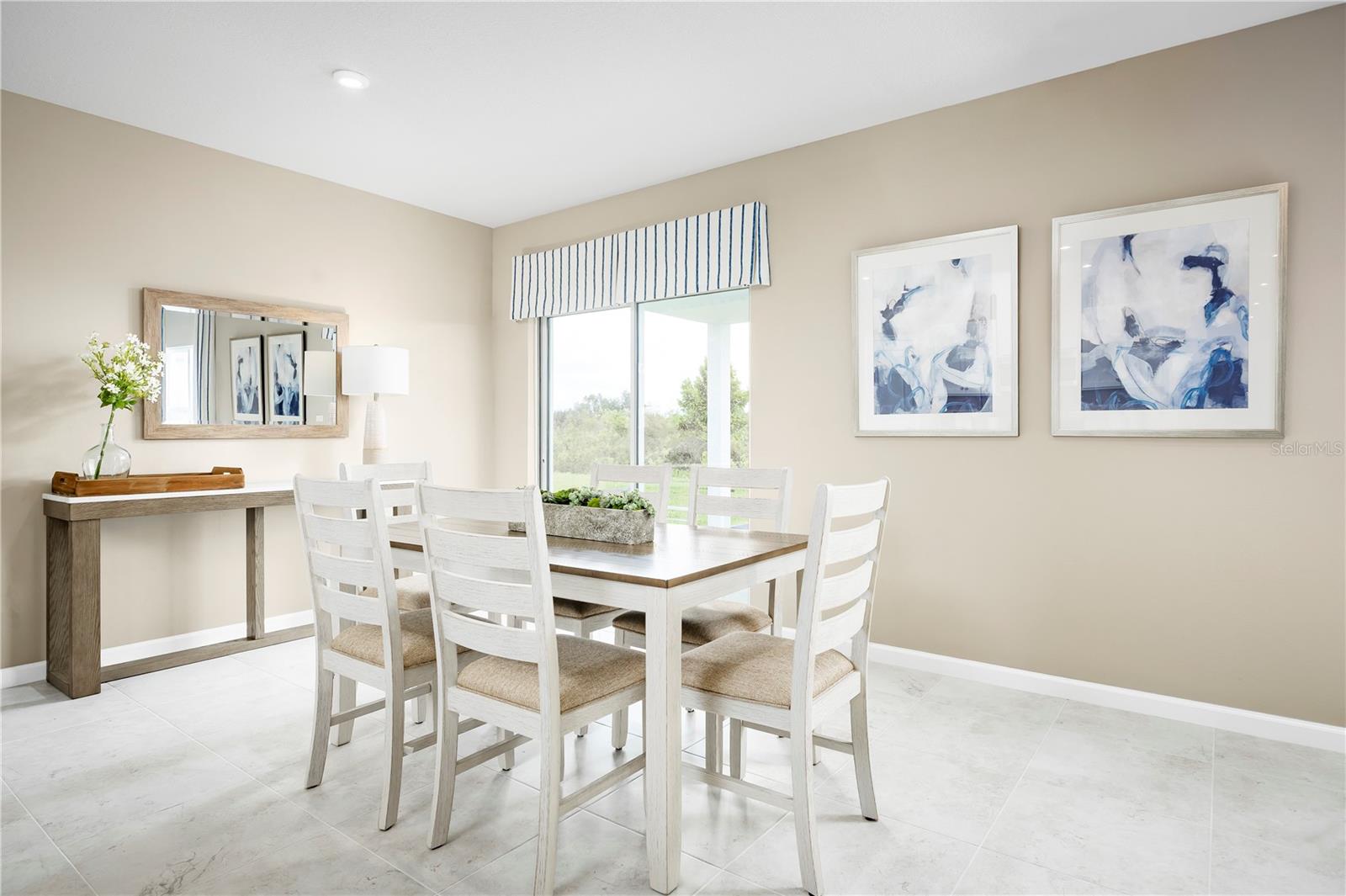 VISTA TRACE - Residential