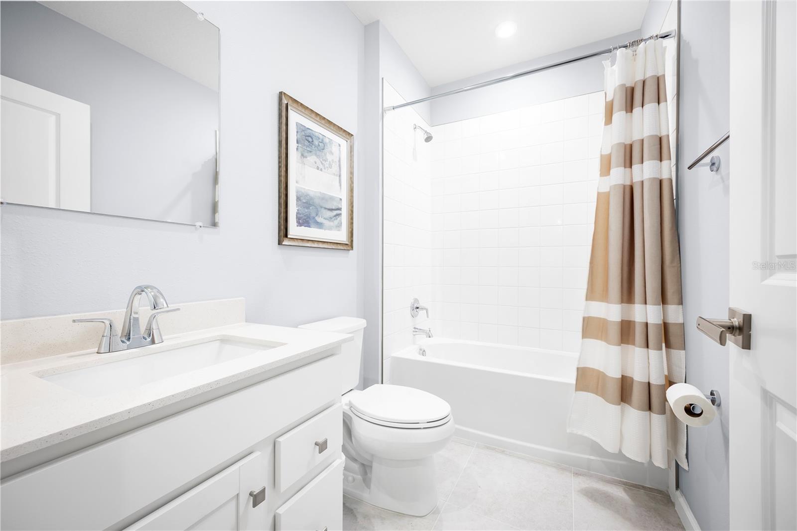 VISTA TRACE - Residential