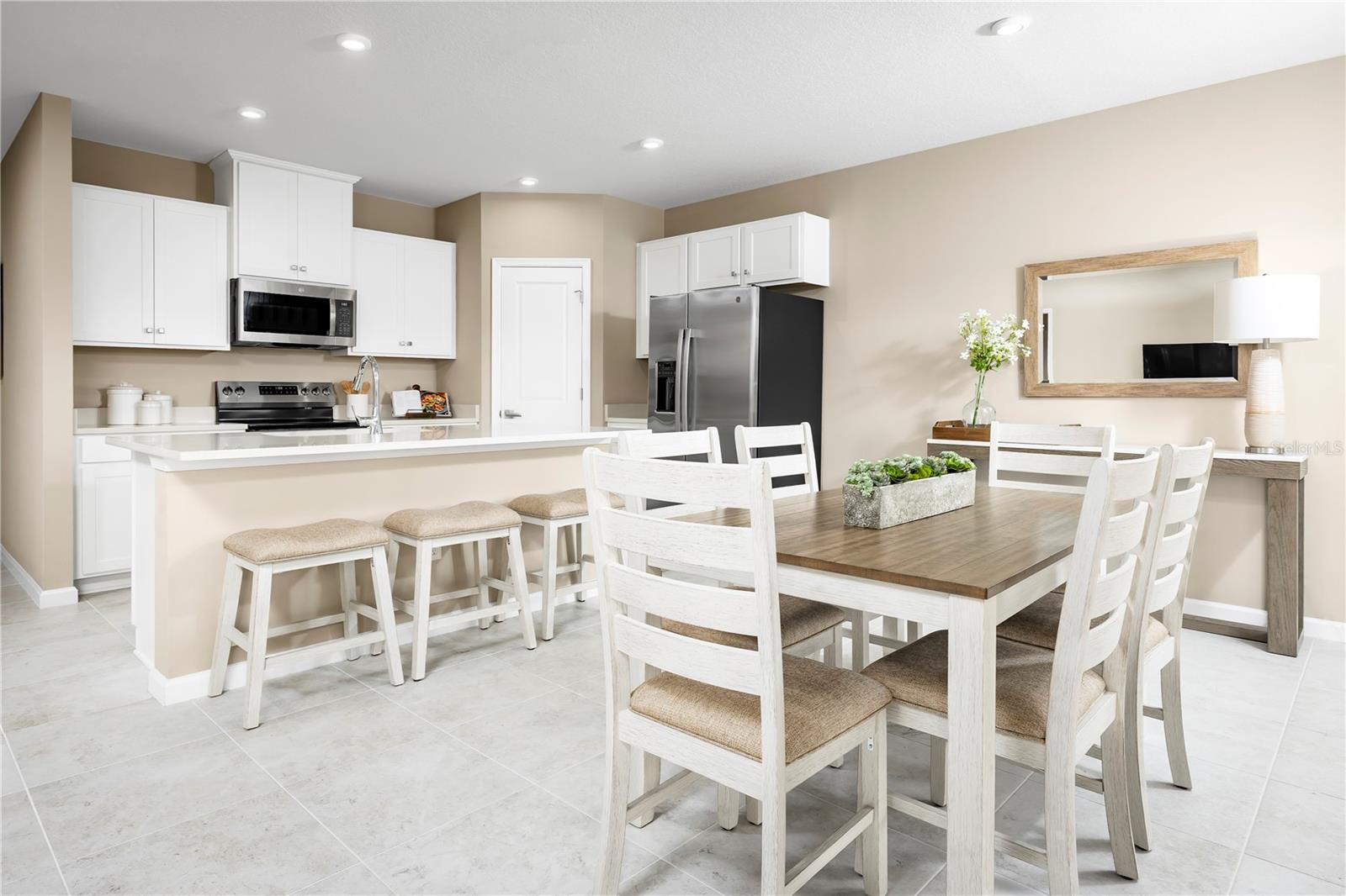 VISTA TRACE - Residential