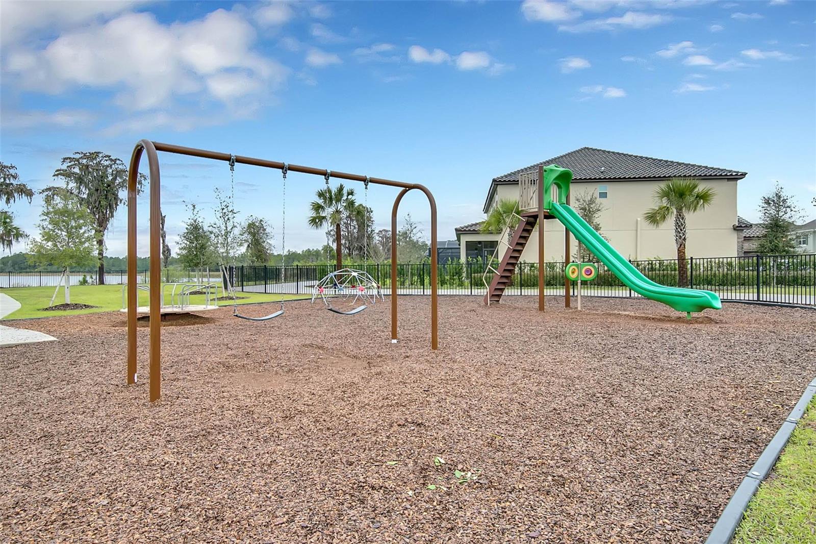 WINDERMERE TRLS PH 1C - Residential Lease