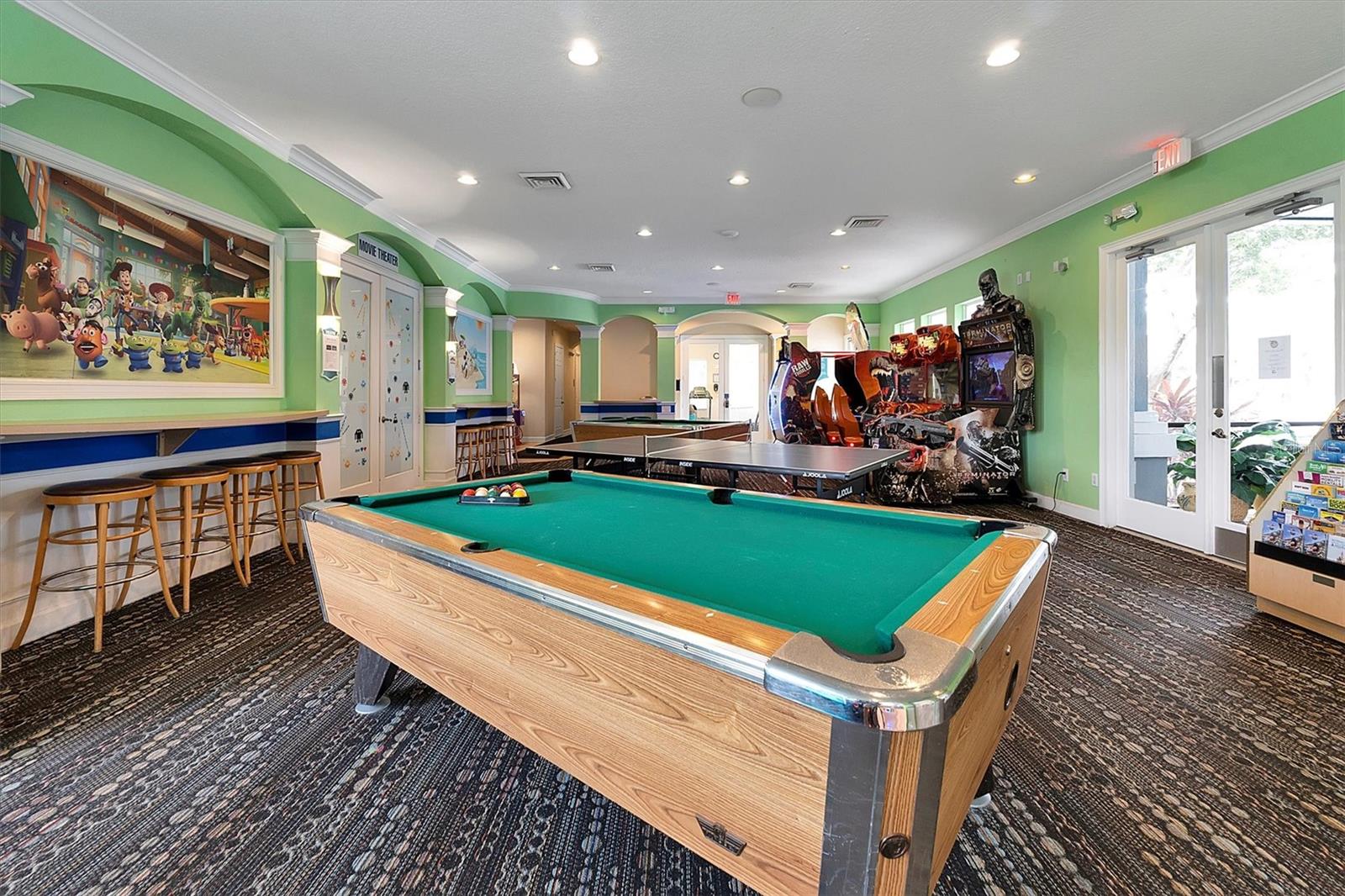 WYNDHAM PALMS CONDO PH 2 - Residential