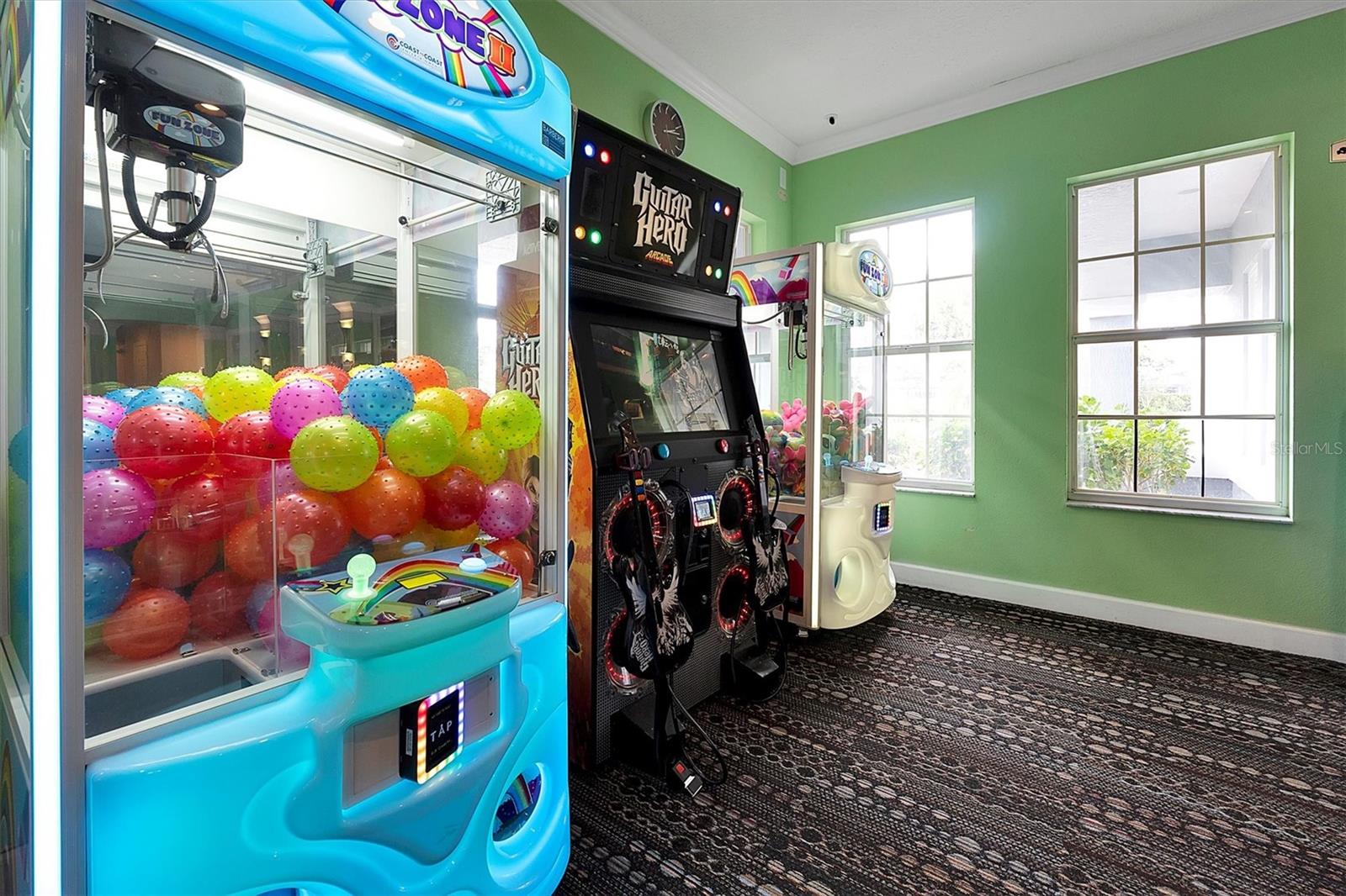 WYNDHAM PALMS CONDO PH 2 - Residential