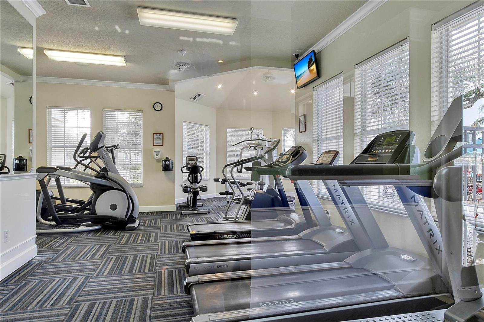 WYNDHAM PALMS CONDO PH 2 - Residential