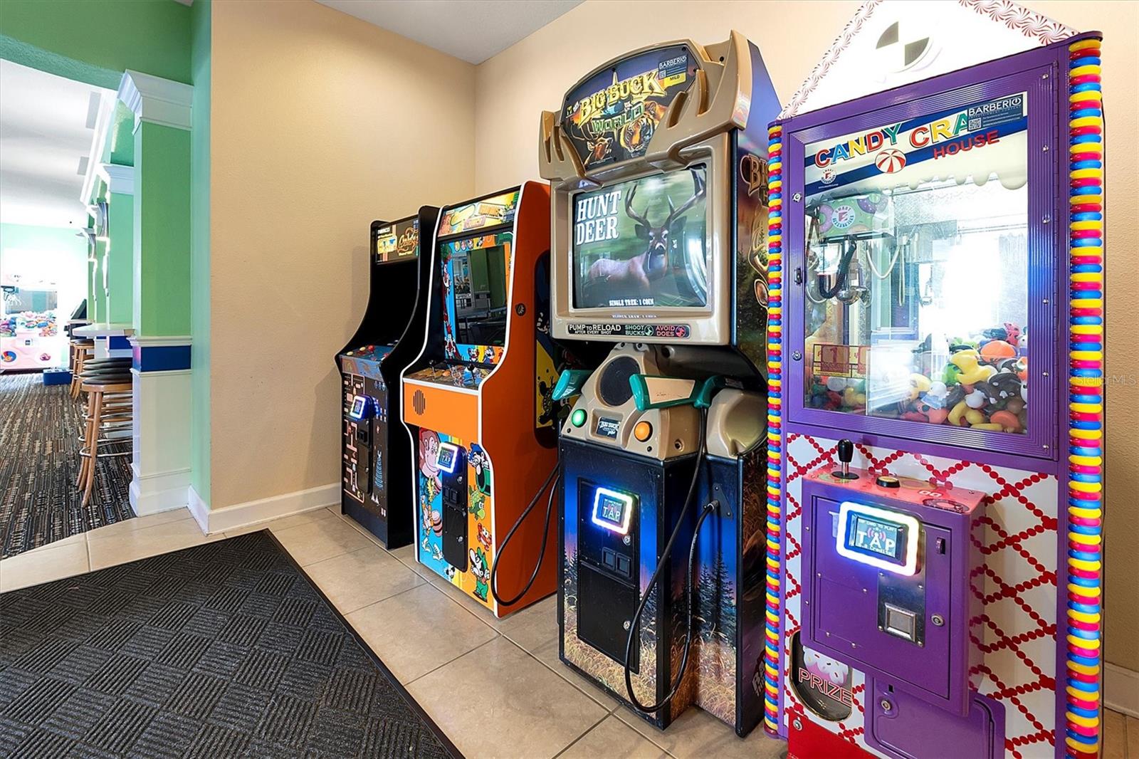 WYNDHAM PALMS CONDO PH 2 - Residential