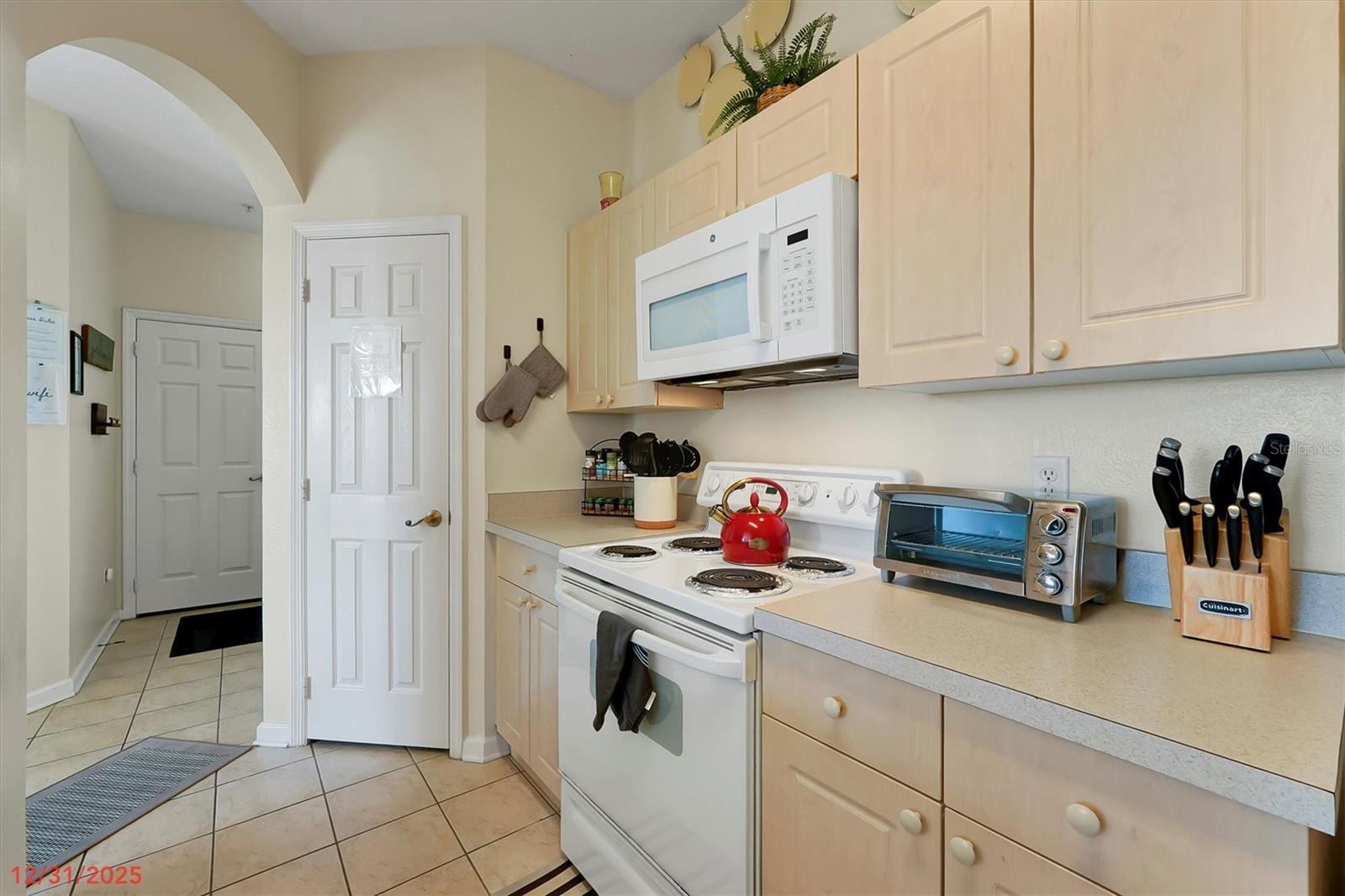 WYNDHAM PALMS CONDO PH 2 - Residential