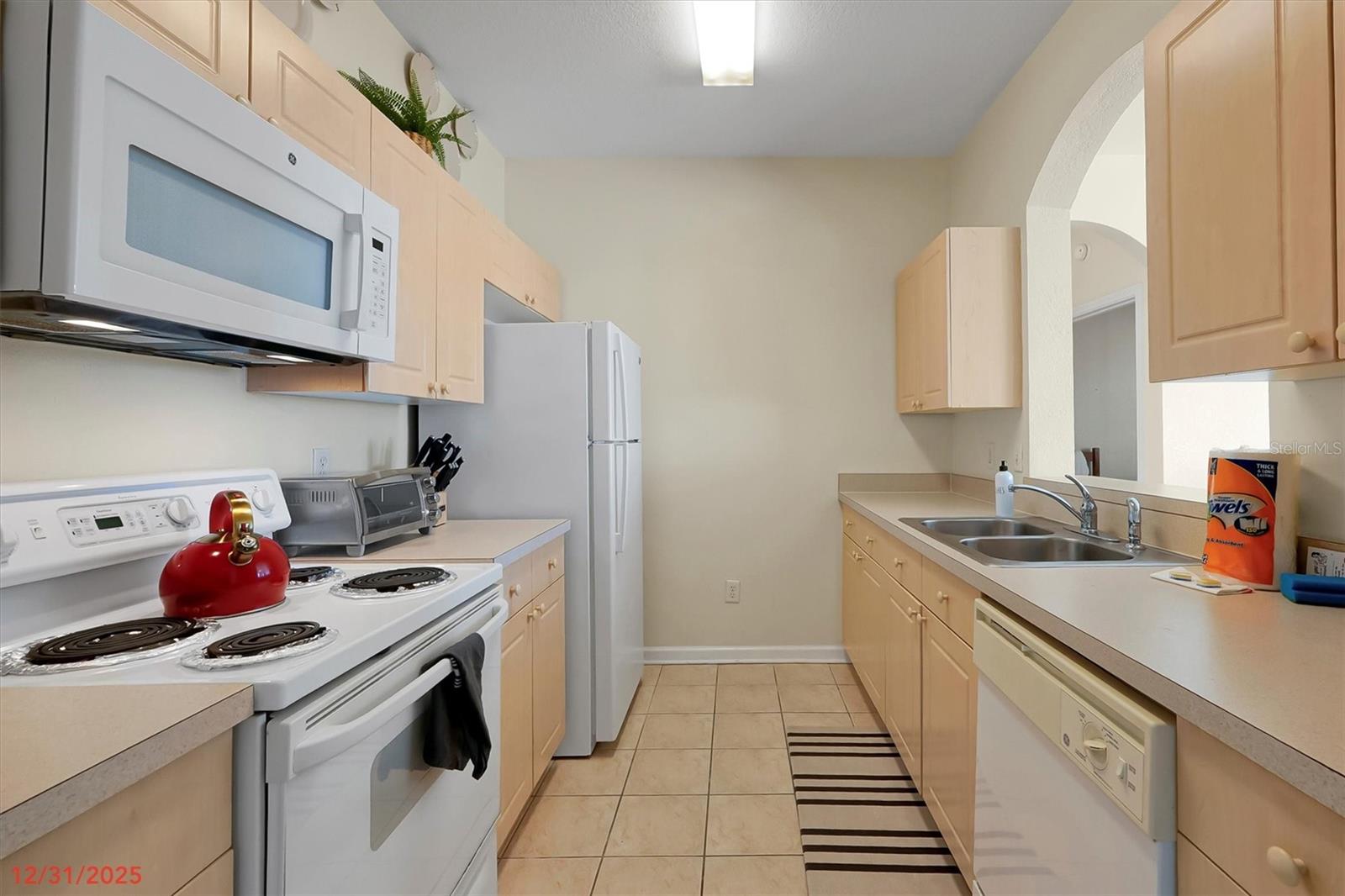 WYNDHAM PALMS CONDO PH 2 - Residential