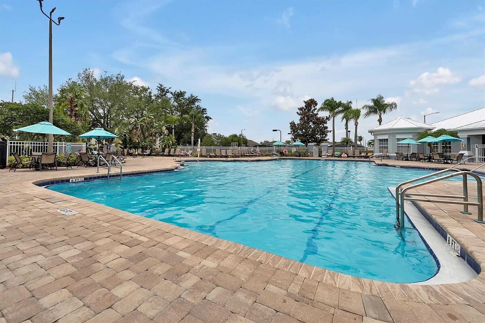 WYNDHAM PALMS CONDO PH 2 - Residential