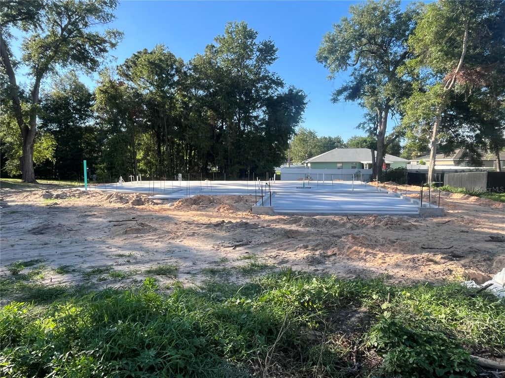 Photo of 18 Hemlock Terrace Trl, Ocala, FL 34472 (MLS # OM726683)