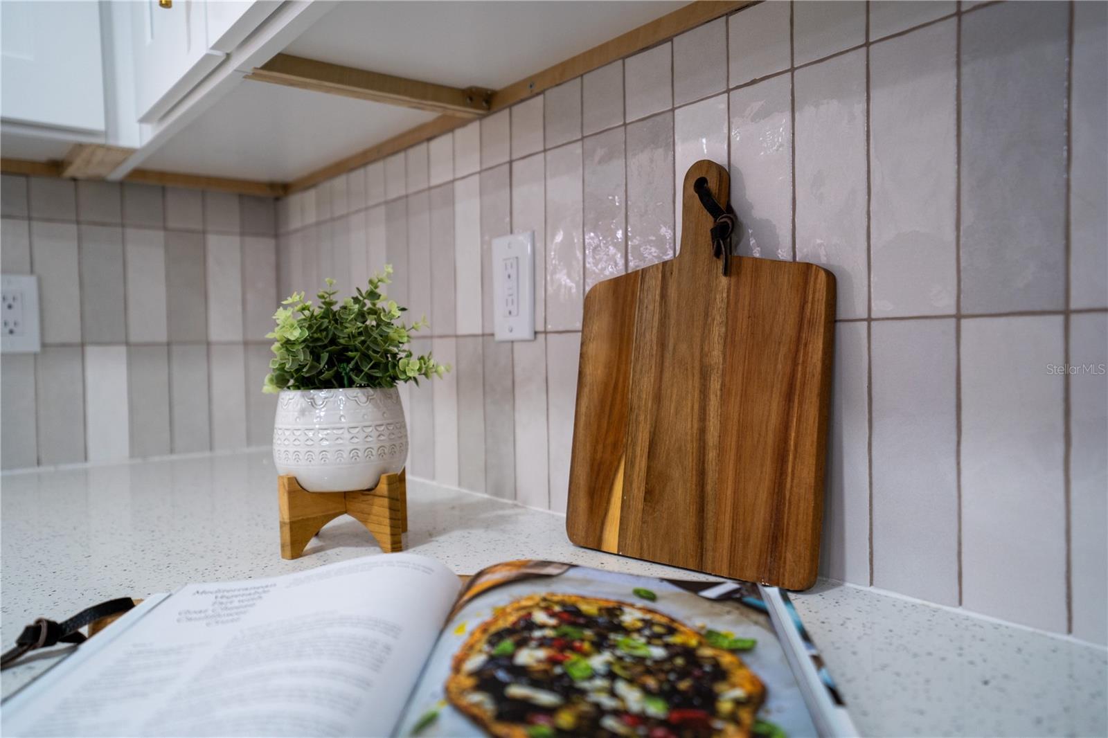 PINE BAY PARK - Residential