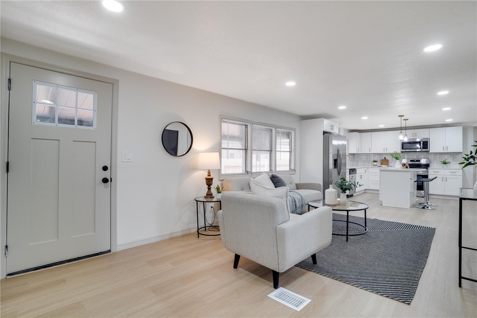 PINE BAY PARK - Residential