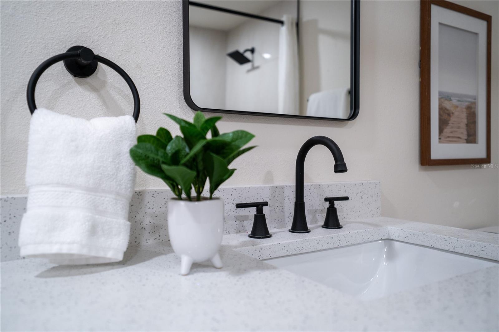 PINE BAY PARK - Residential