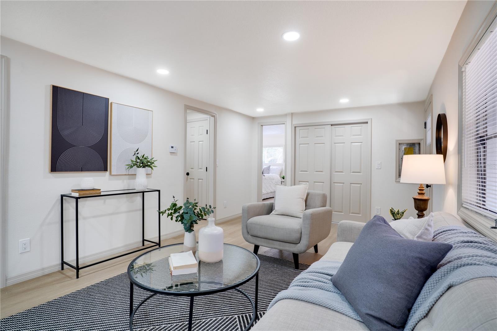 PINE BAY PARK - Residential