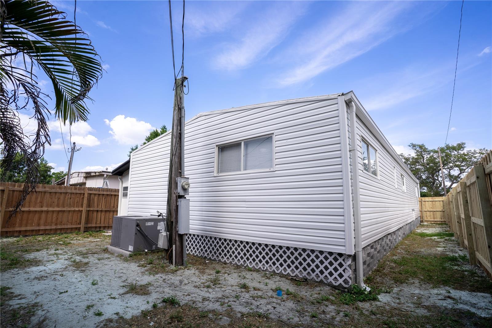 PINE BAY PARK - Residential