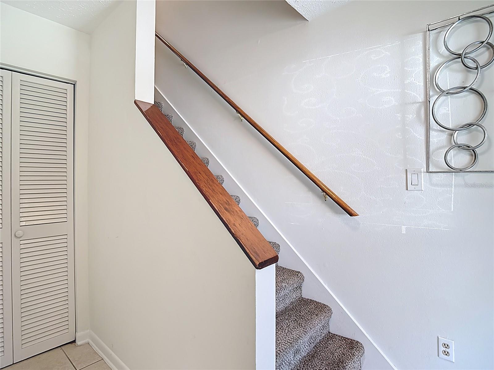 CARROLLWOOD OAKS - Residential
