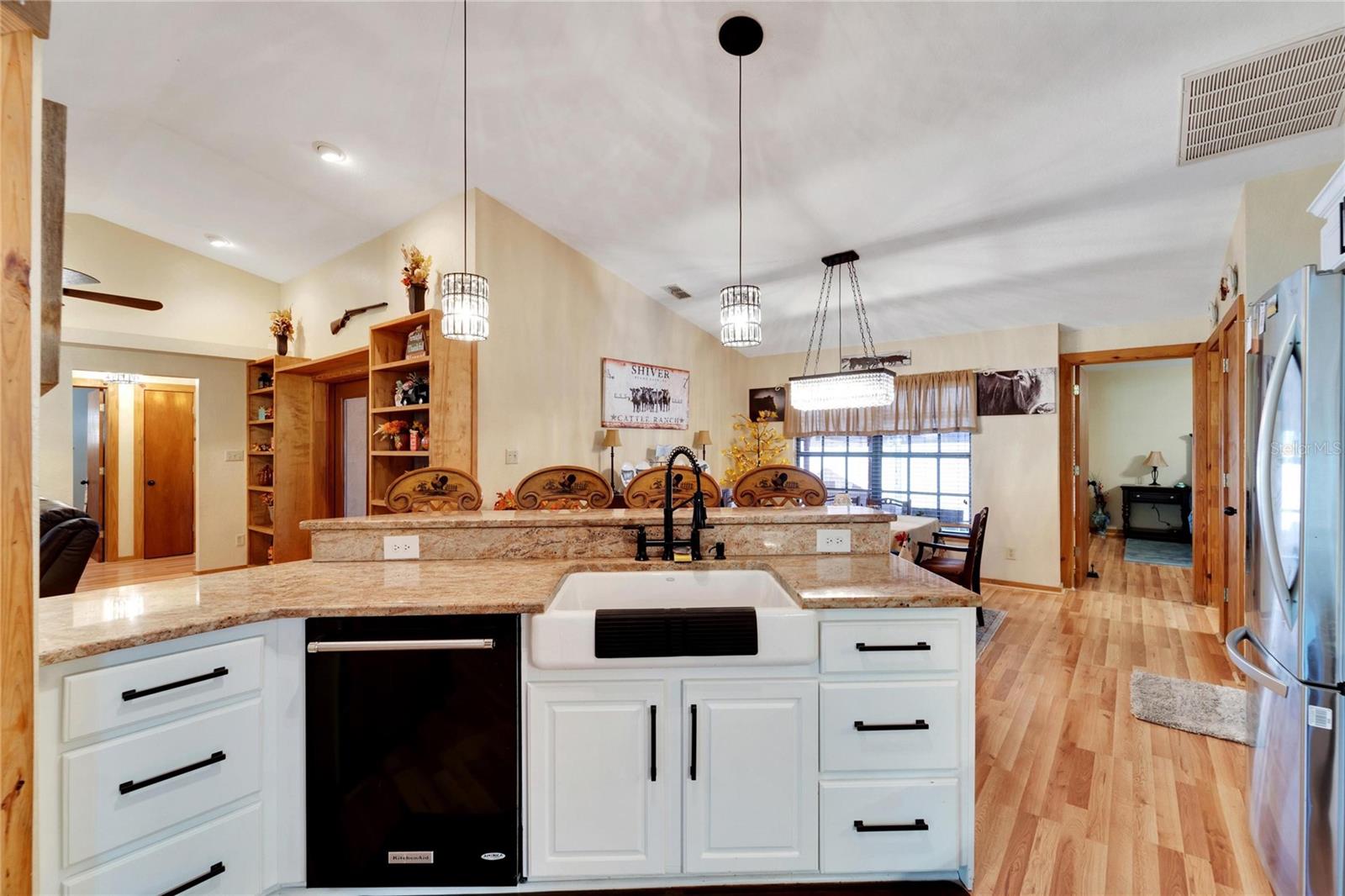 OLD HICKERY - Residential