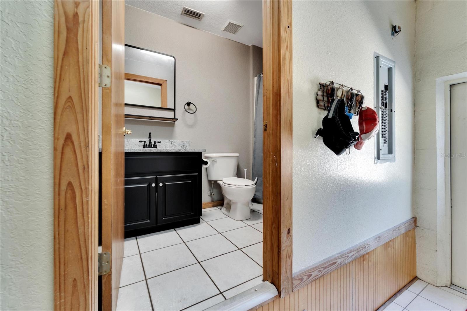 OLD HICKERY - Residential