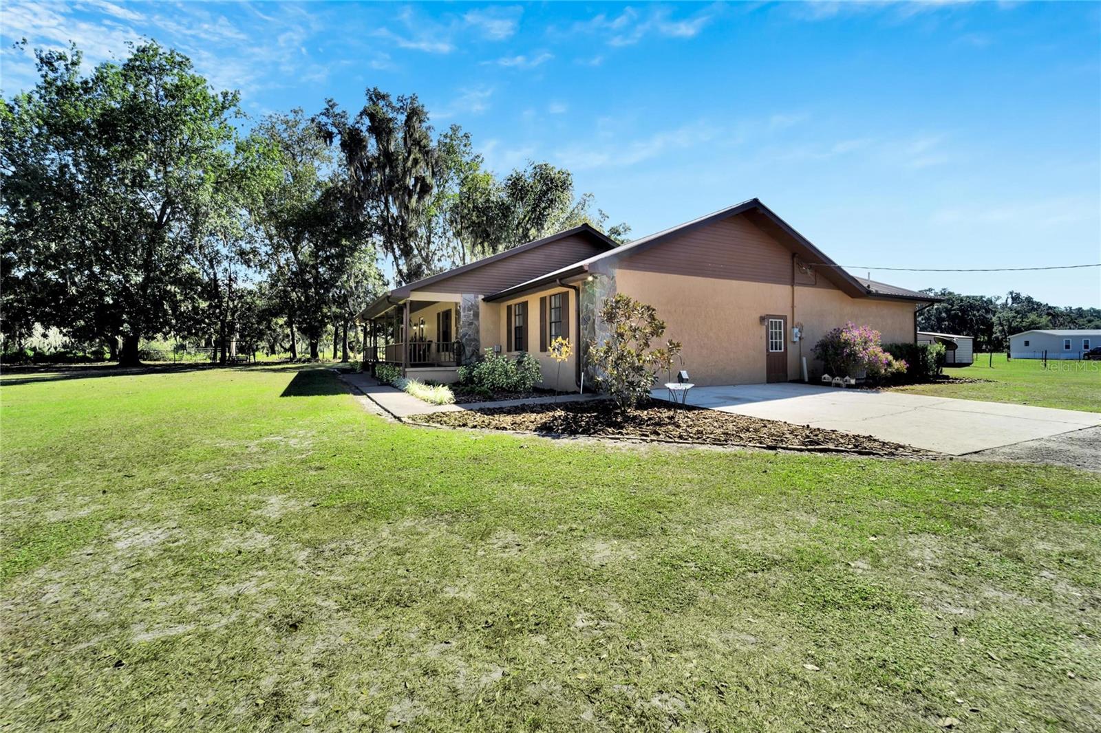 OLD HICKERY - Residential