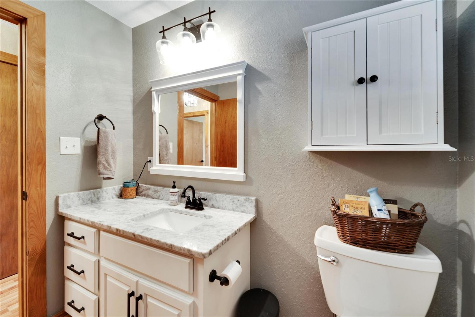 OLD HICKERY - Residential