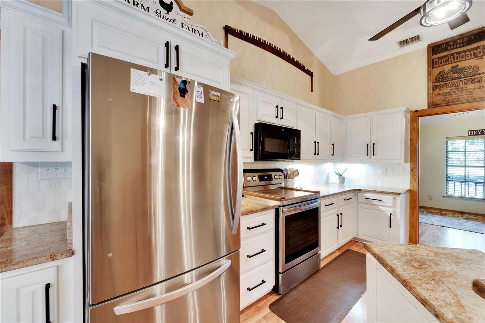 OLD HICKERY - Residential