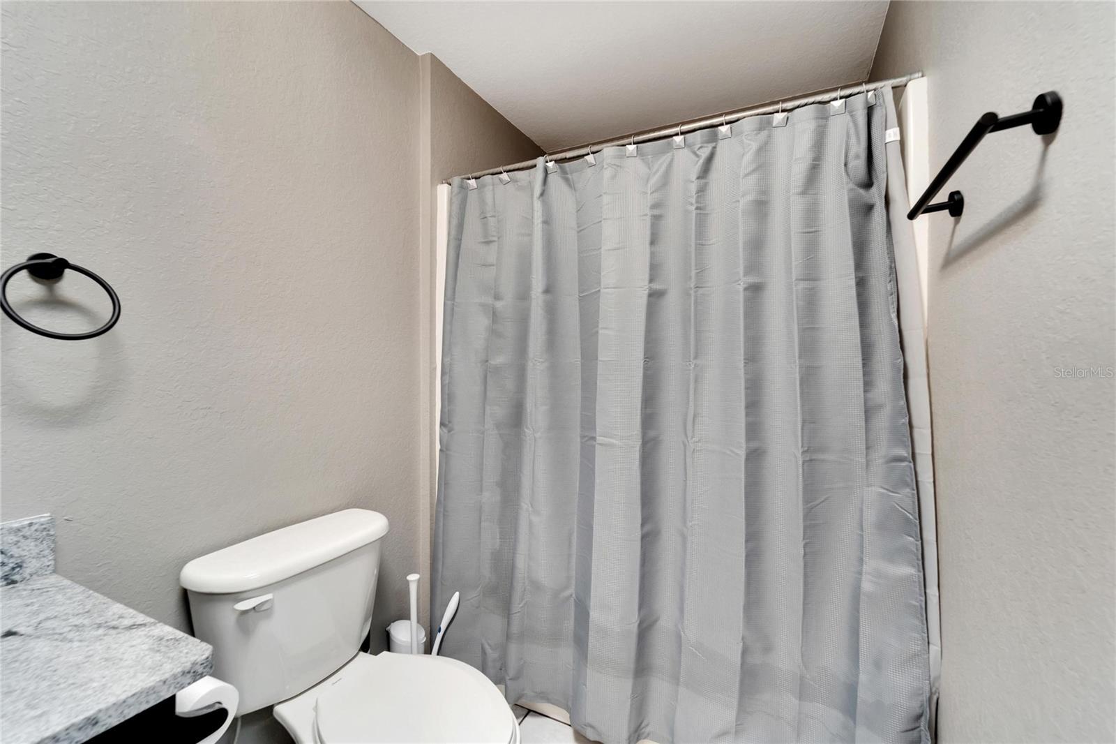 OLD HICKERY - Residential