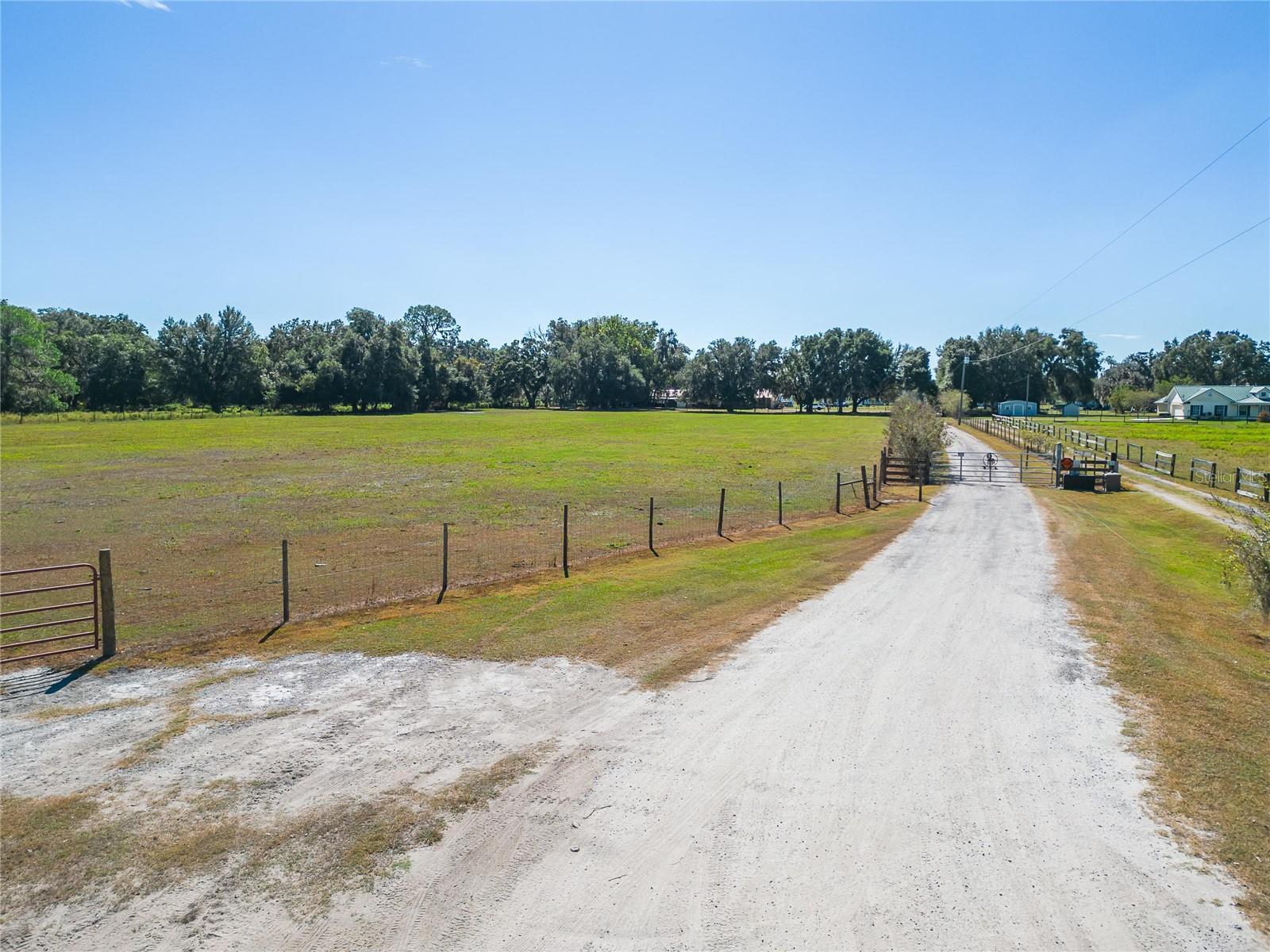 OLD HICKERY - Residential