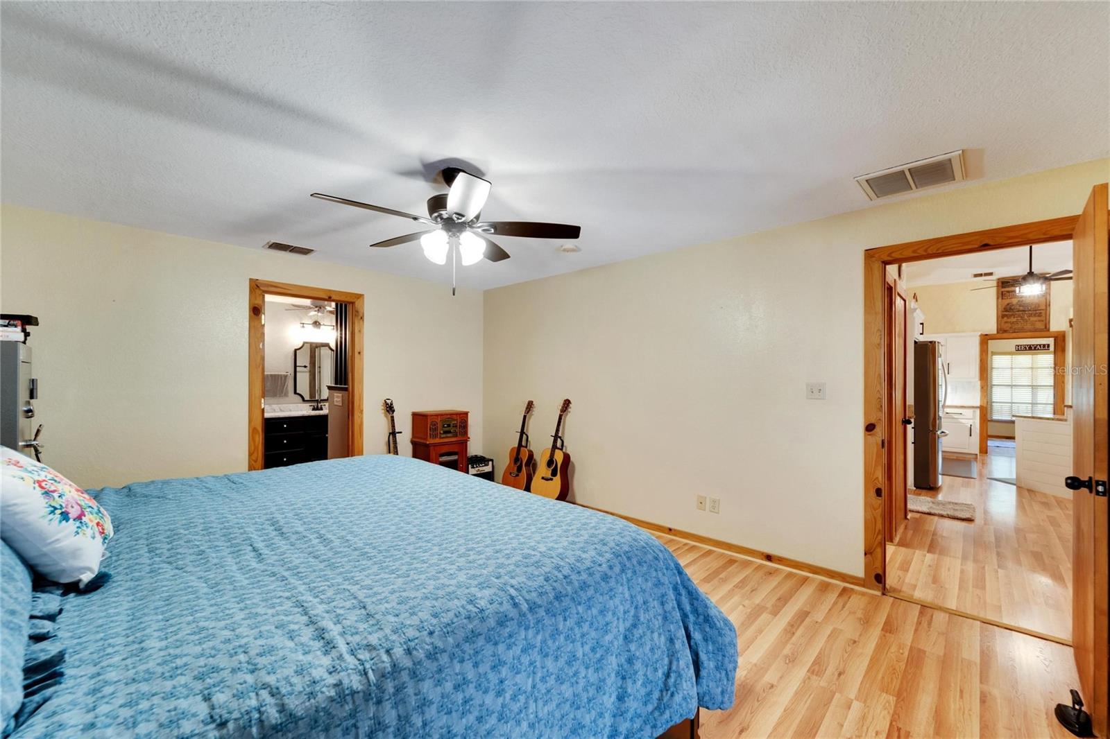 OLD HICKERY - Residential