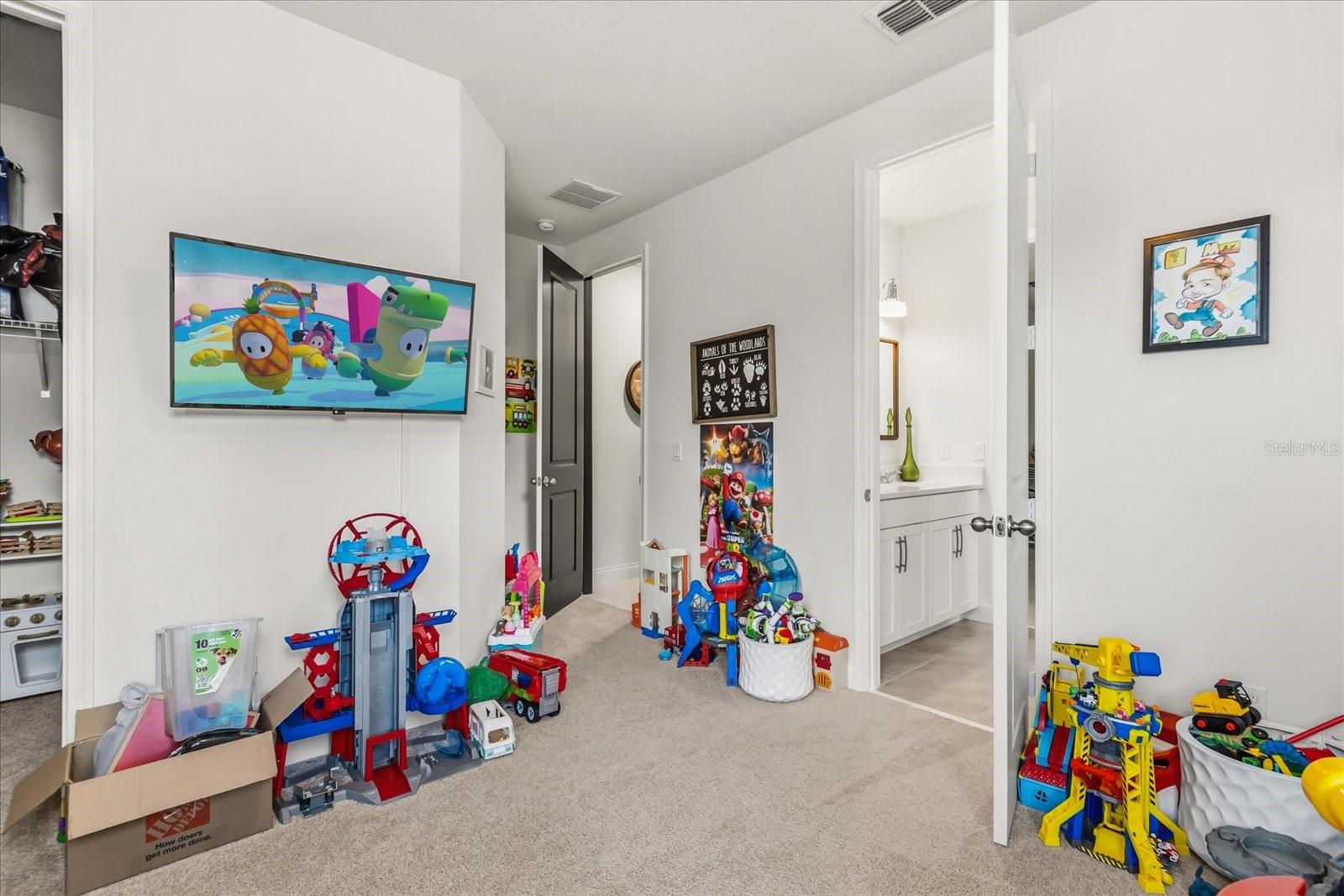 LAKESHORE/WEKIVA - Residential